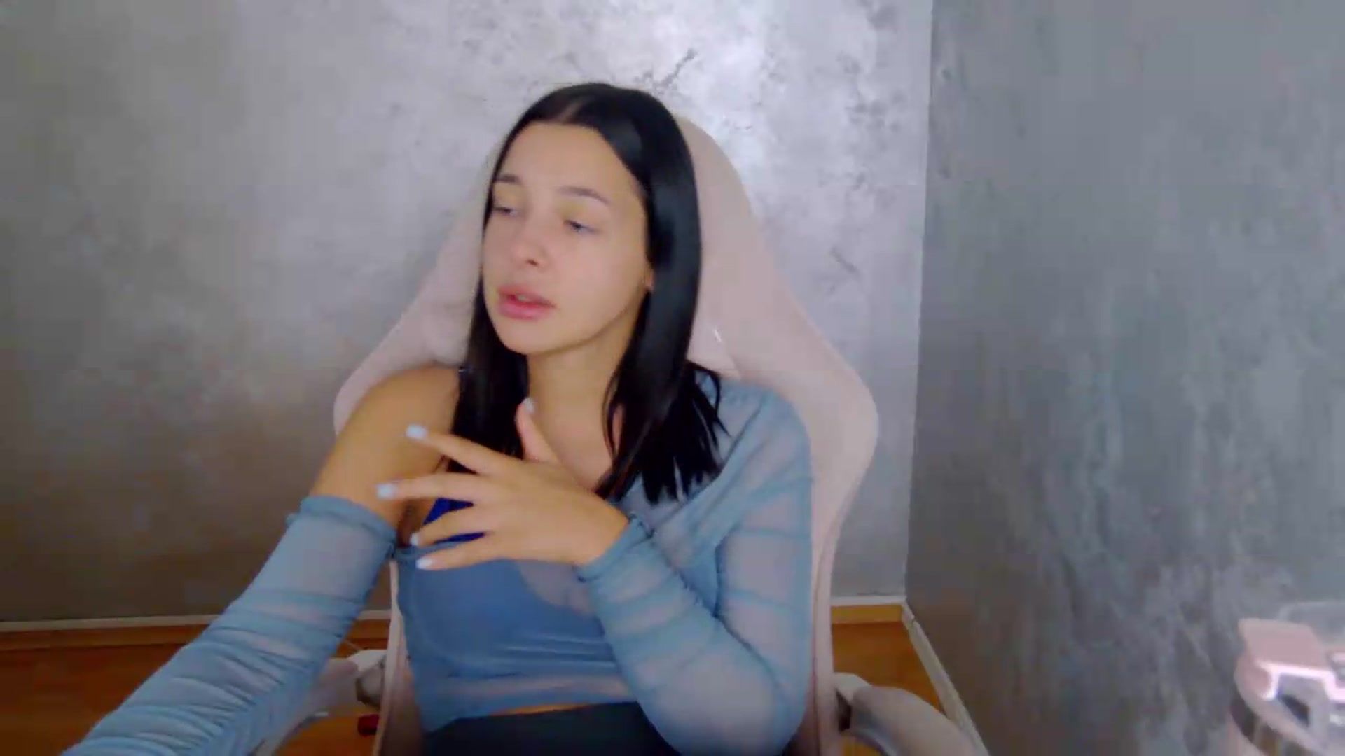 Gallery image thumbnail from meliiis_'s myfreecams stream on, 08/14/2026, 18:45 image 10 of 20