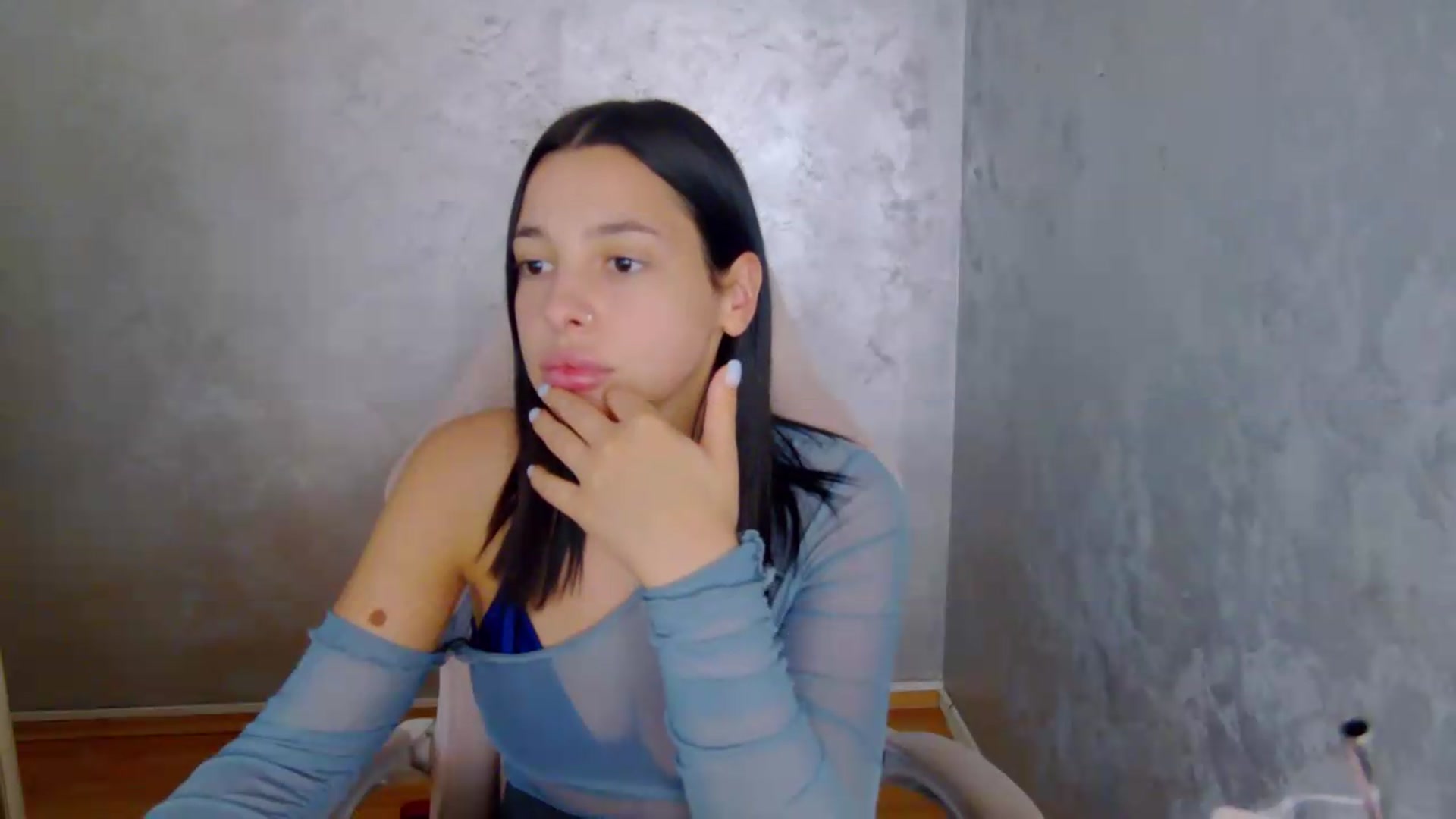 Gallery image thumbnail from meliiis_'s myfreecams stream on, 08/14/2026, 18:45 image 13 of 20