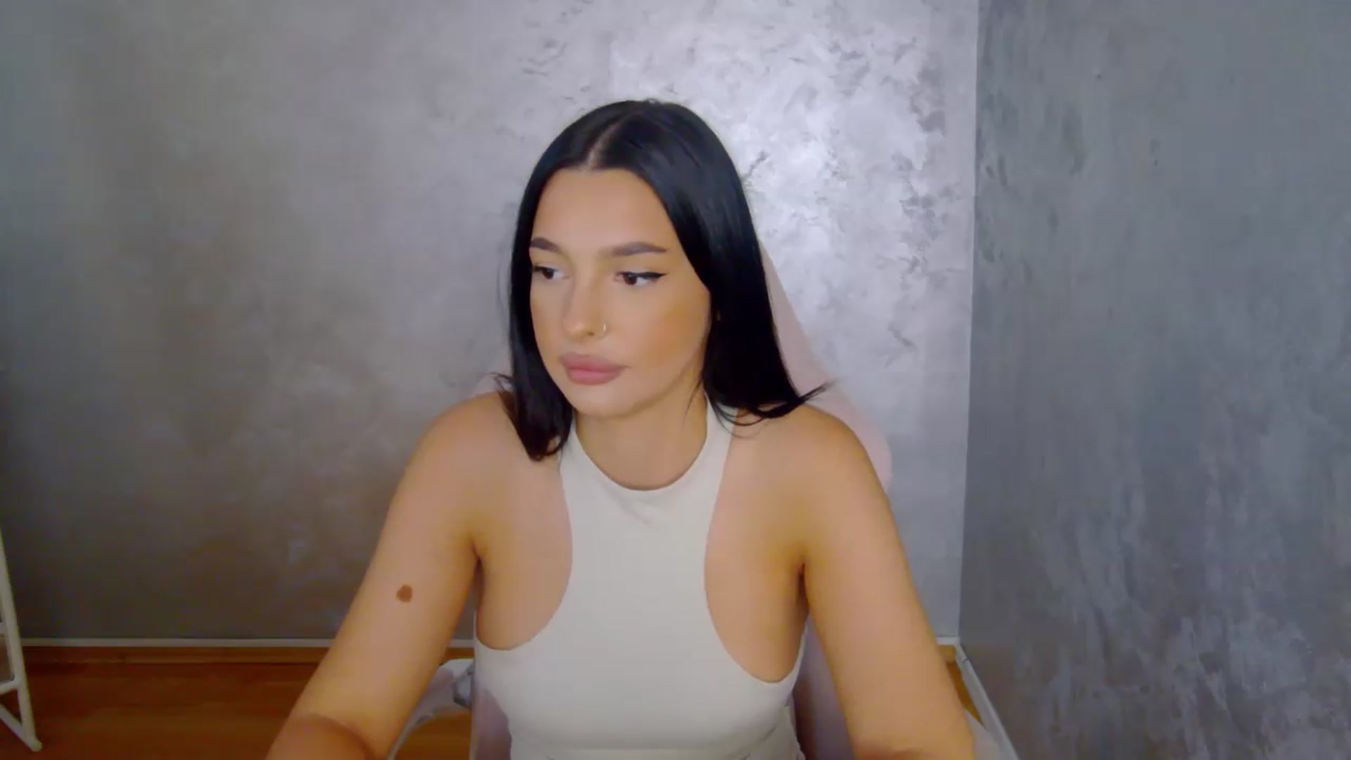 Gallery image thumbnail from meliiis_'s myfreecams stream on, 08/15/2026, 15:29 image 11 of 20