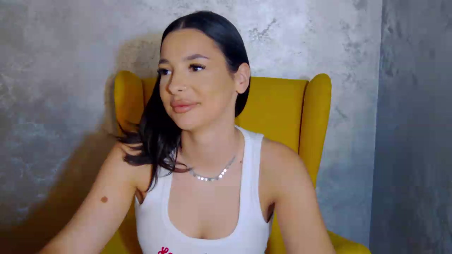 Gallery image thumbnail from meliiis_'s myfreecams stream on, 08/28/2026, 13:18 image 7 of 20