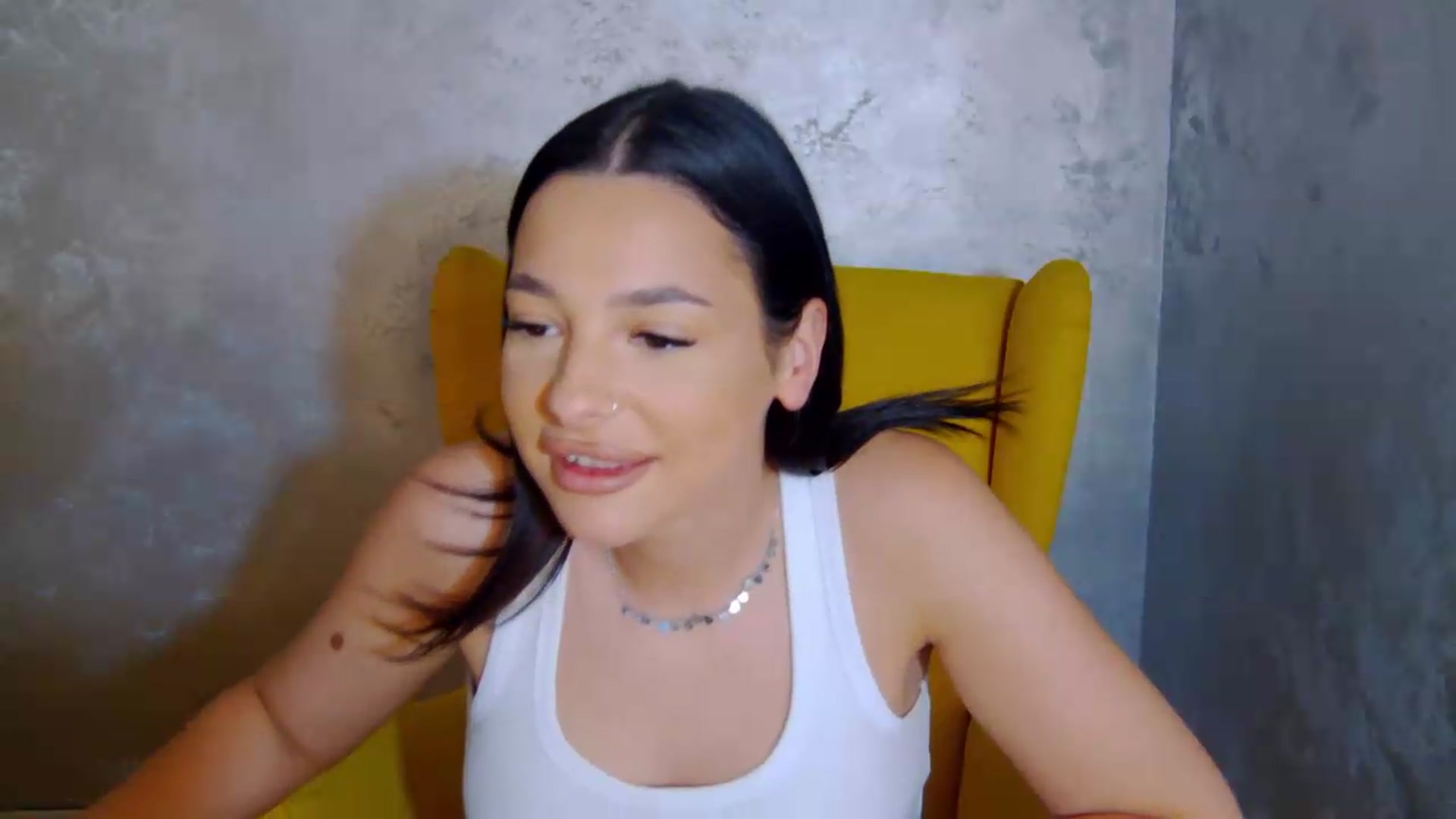 Gallery image thumbnail from meliiis_'s myfreecams stream on, 08/28/2026, 13:18 image 12 of 20