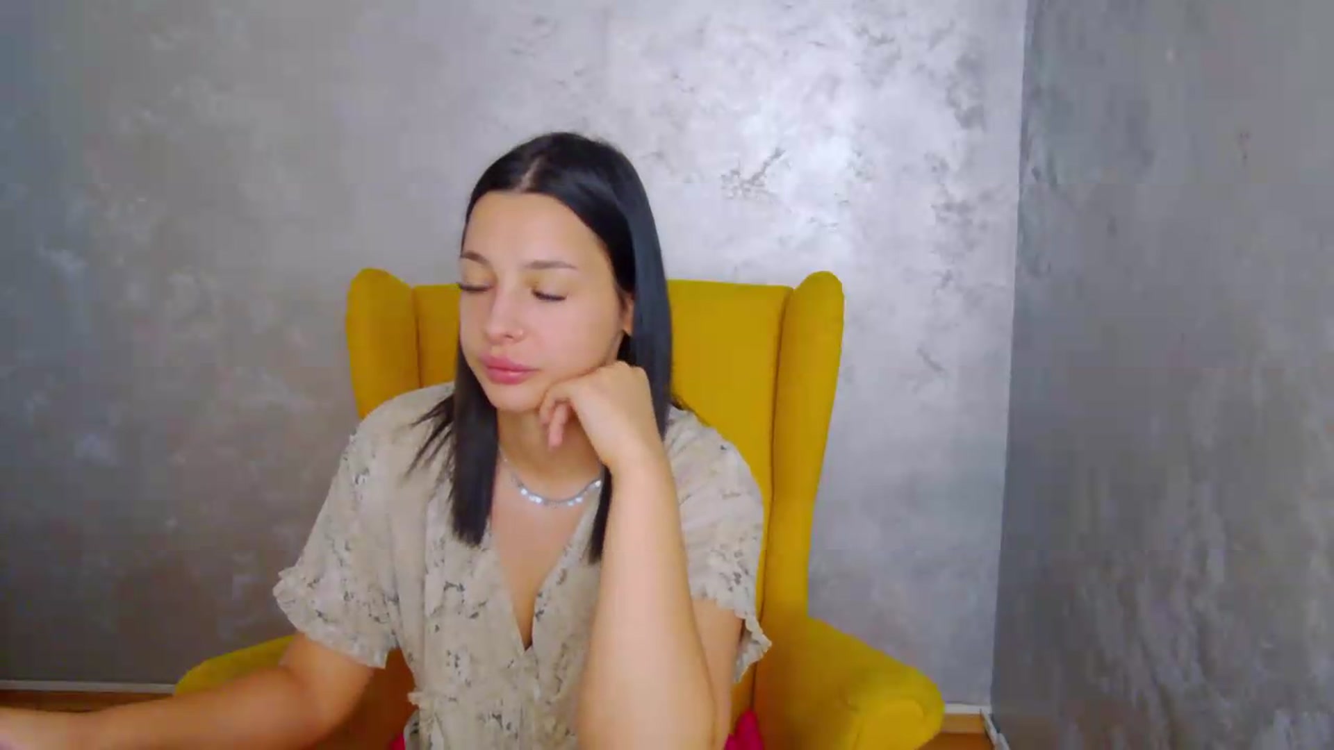 Gallery image thumbnail from meliiis_'s myfreecams stream on, 08/29/2026, 11:52 image 9 of 20