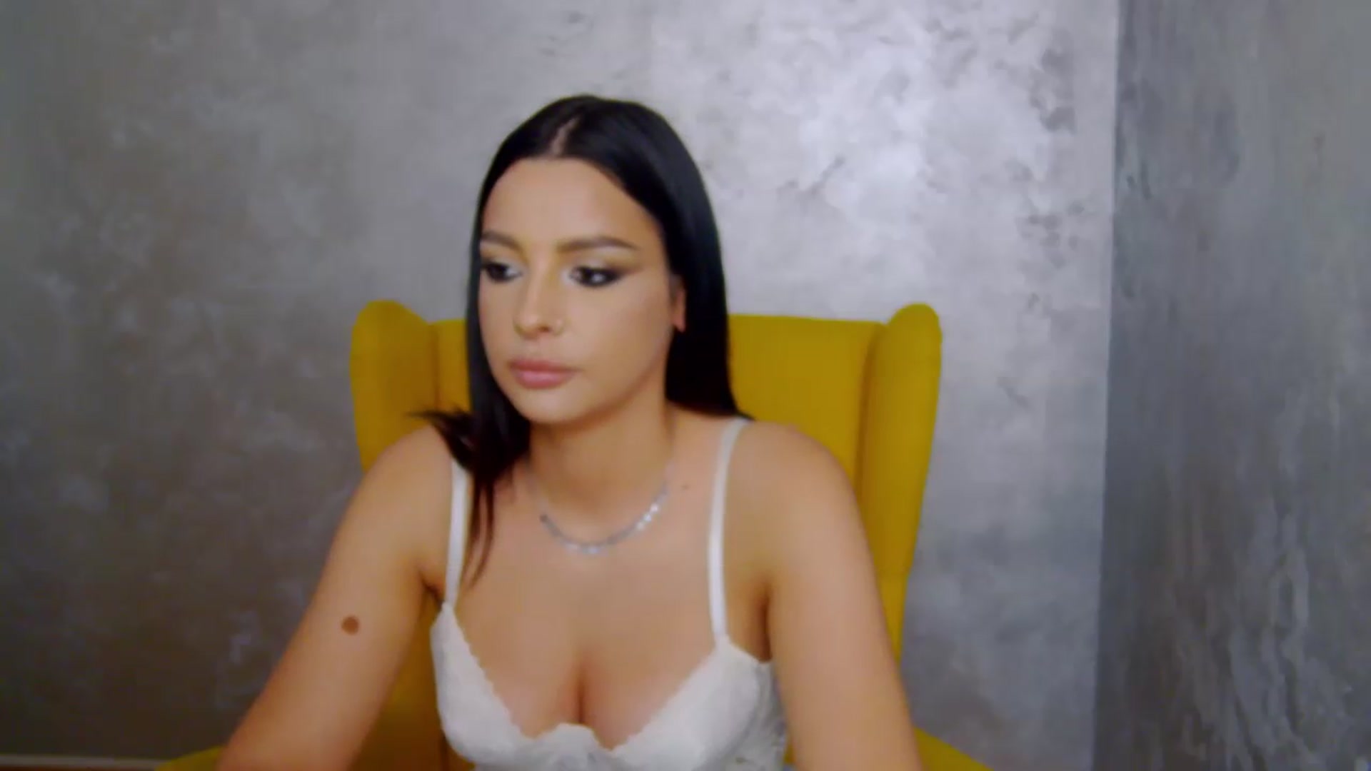 Gallery image thumbnail from meliiis_'s myfreecams stream on, 08/31/2026, 13:56 image 6 of 20