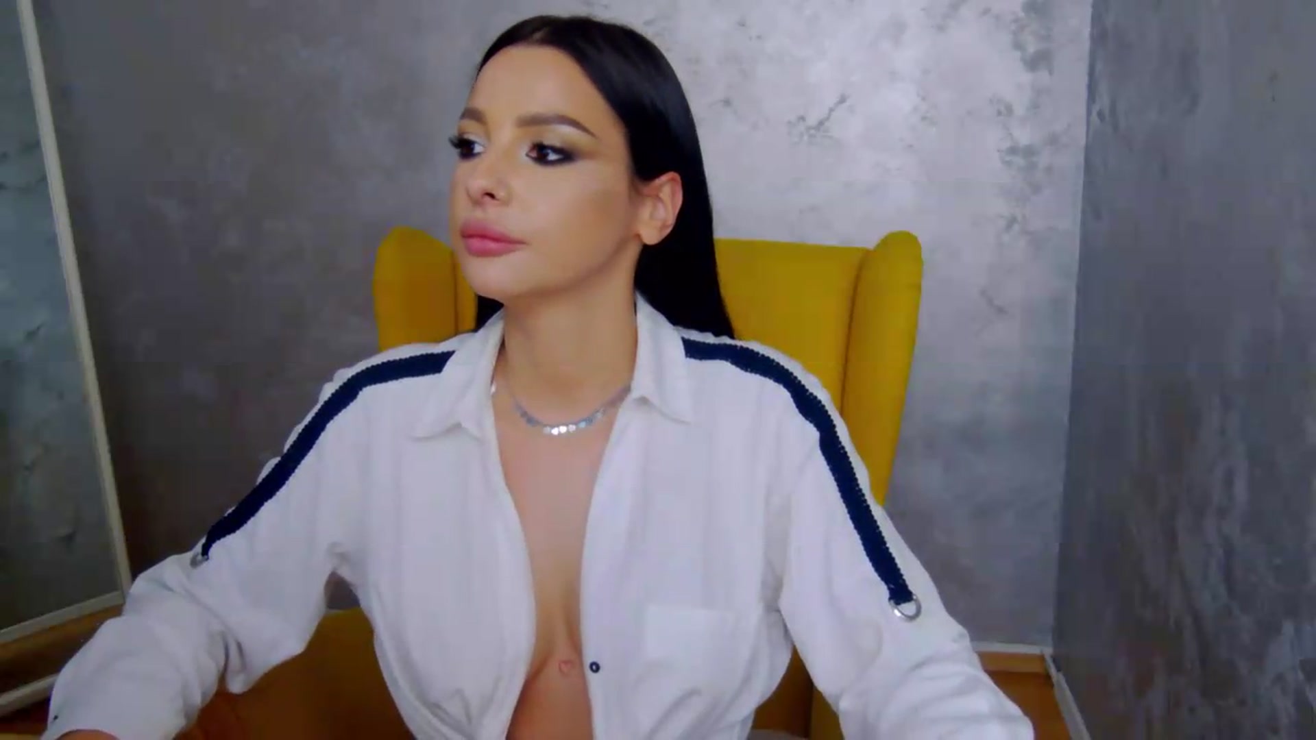 Gallery image thumbnail from meliiis_'s myfreecams stream on, 08/31/2026, 18:03 image 11 of 20