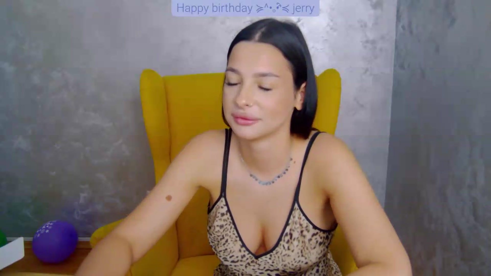 Gallery image thumbnail from meliiis_'s myfreecams stream on, 09/02/2026, 12:26 image 4 of 20