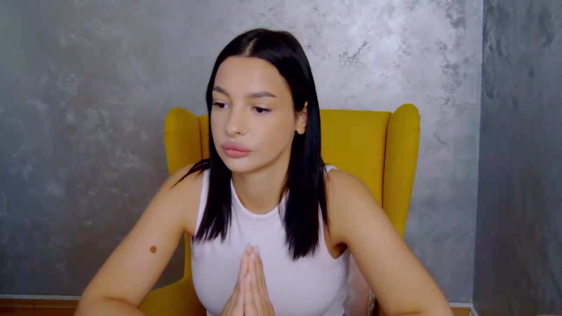 Gallery image thumbnail from meliiis_'s myfreecams stream on, 09/10/2026, 07:54 image 12 of 20