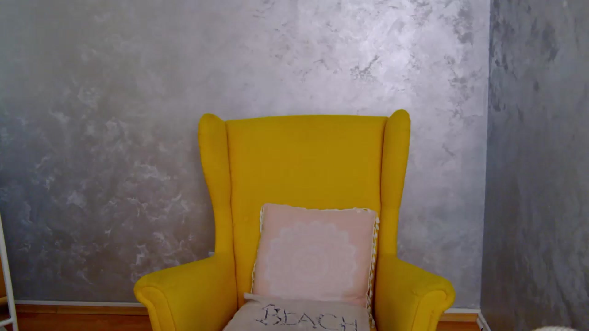 Gallery image thumbnail from meliiis_'s myfreecams stream on, 09/10/2026, 07:54 image 3 of 20