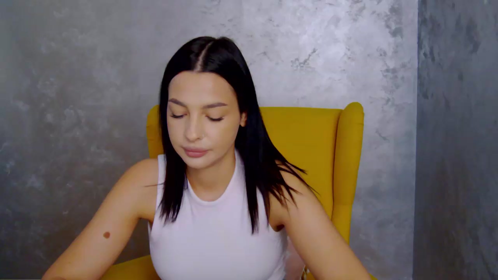 Gallery image thumbnail from meliiis_'s myfreecams stream on, 09/10/2026, 13:18 image 1 of 20