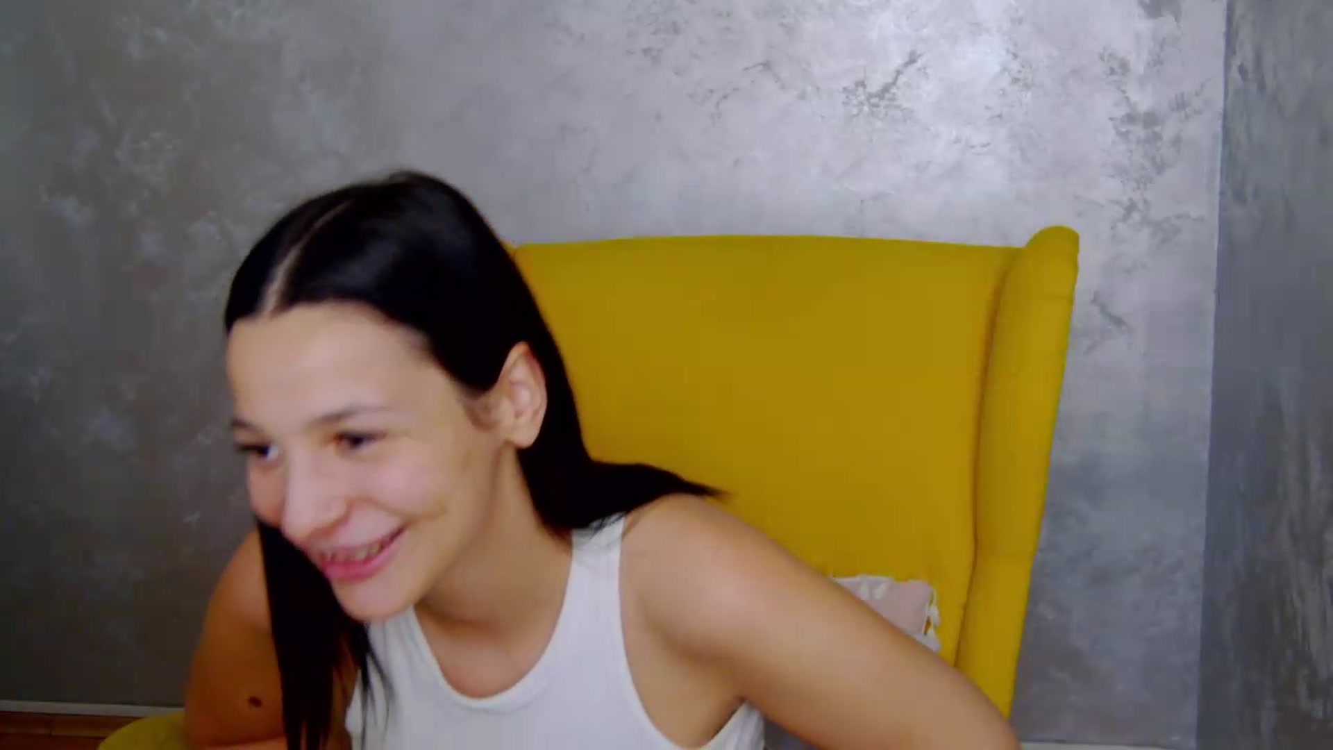 Gallery image thumbnail from meliiis_'s myfreecams stream on, 09/11/2026, 12:53 image 8 of 20