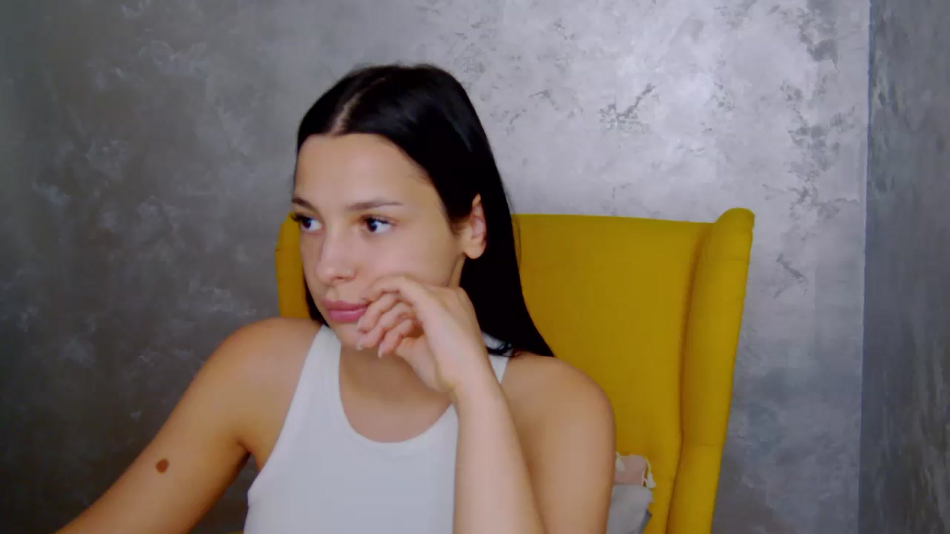 Gallery image thumbnail from meliiis_'s myfreecams stream on, 09/11/2026, 12:53 image 1 of 20