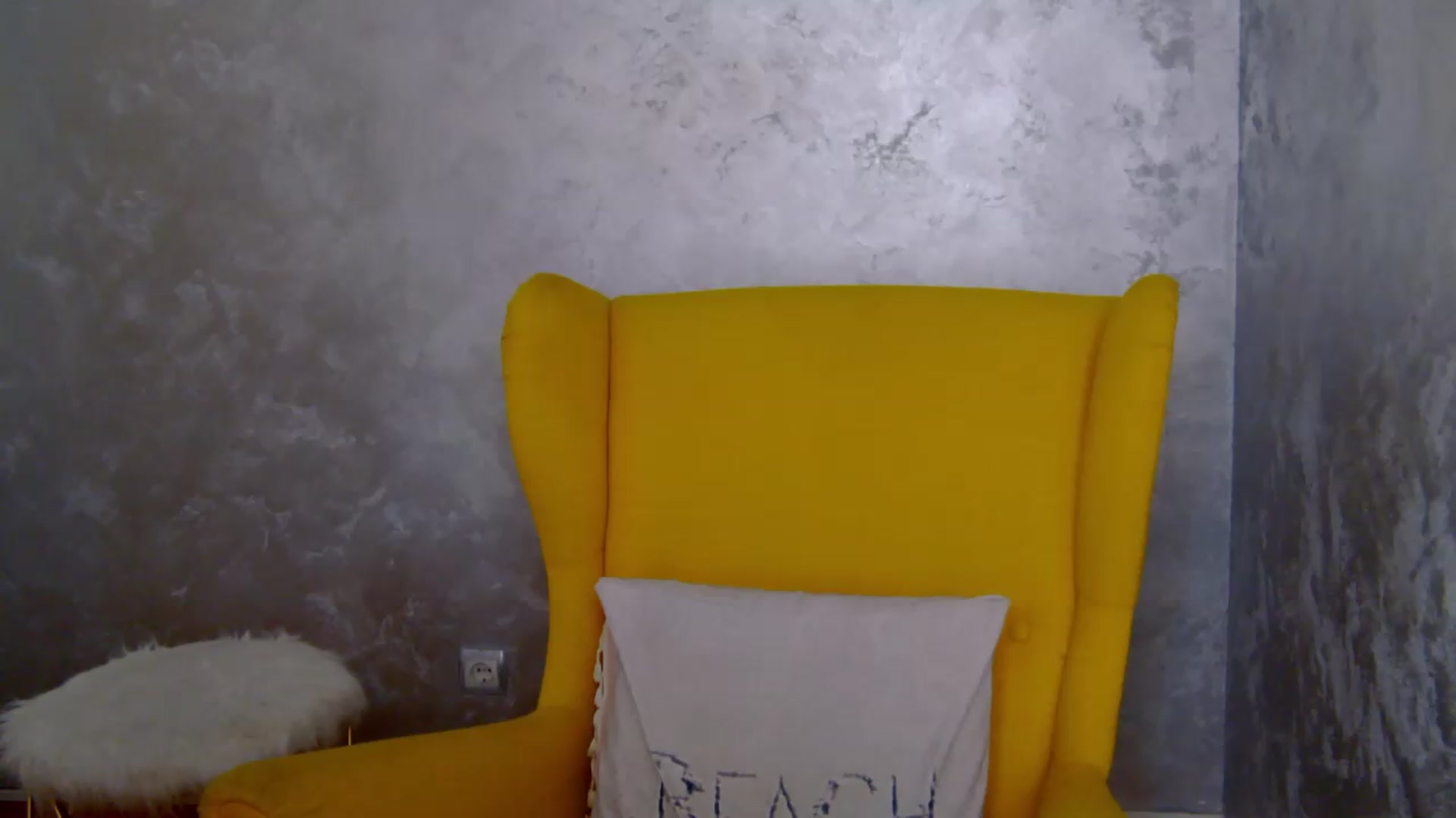 Gallery image thumbnail from meliiis_'s myfreecams stream on, 09/12/2026, 17:37 image 18 of 20