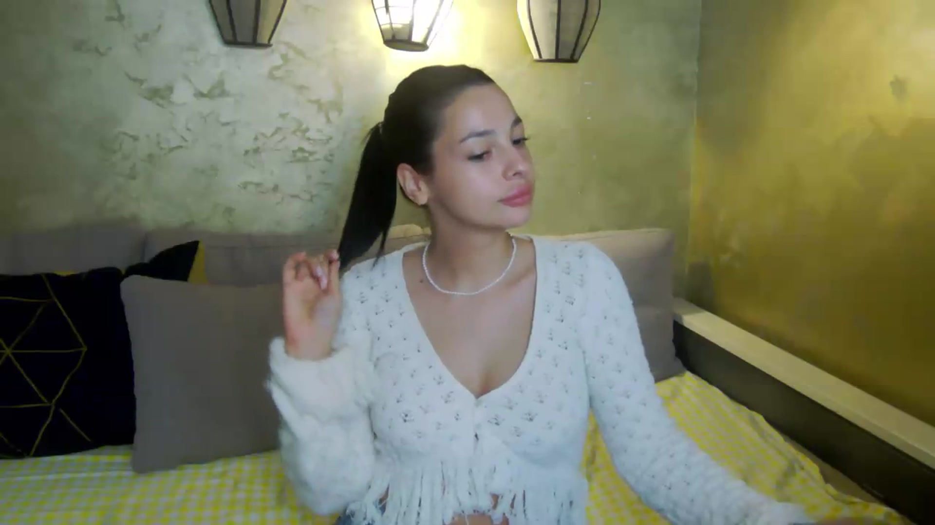 Gallery image thumbnail from meliiis_'s myfreecams stream on, 09/15/2026, 13:30 image 5 of 20