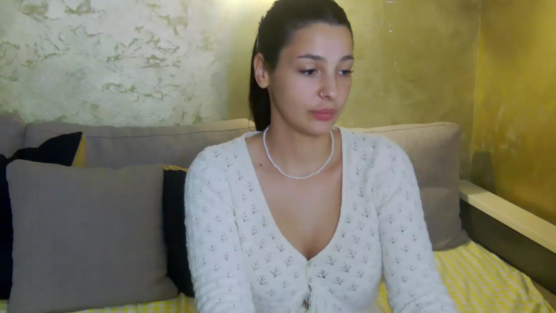 Gallery image thumbnail from meliiis_'s myfreecams stream on, 09/15/2026, 13:30 image 20 of 20