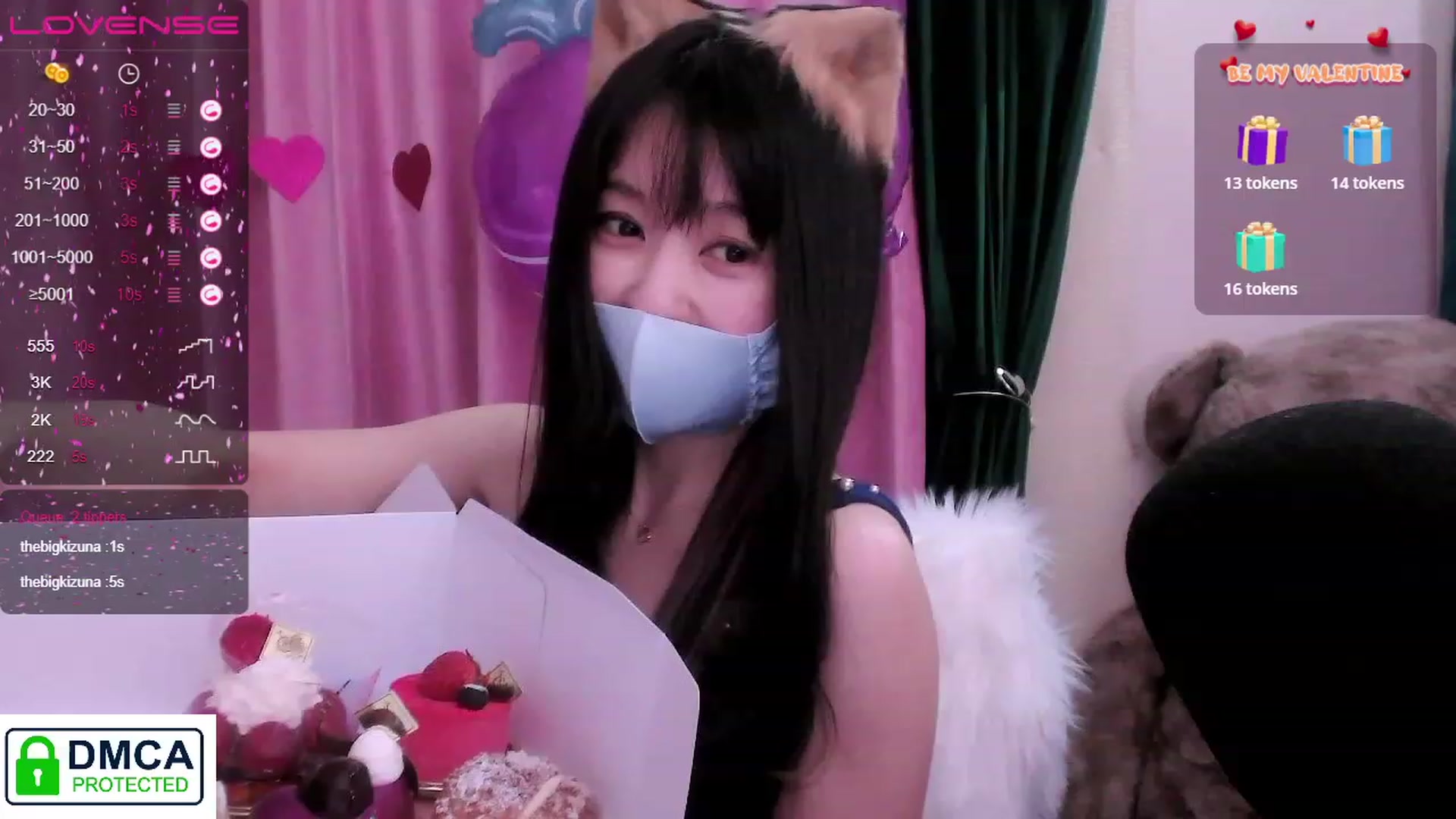 Gallery image thumbnail from meow__strange's myfreecams stream on, 03/22/2023, 05:01 image 8 of 20