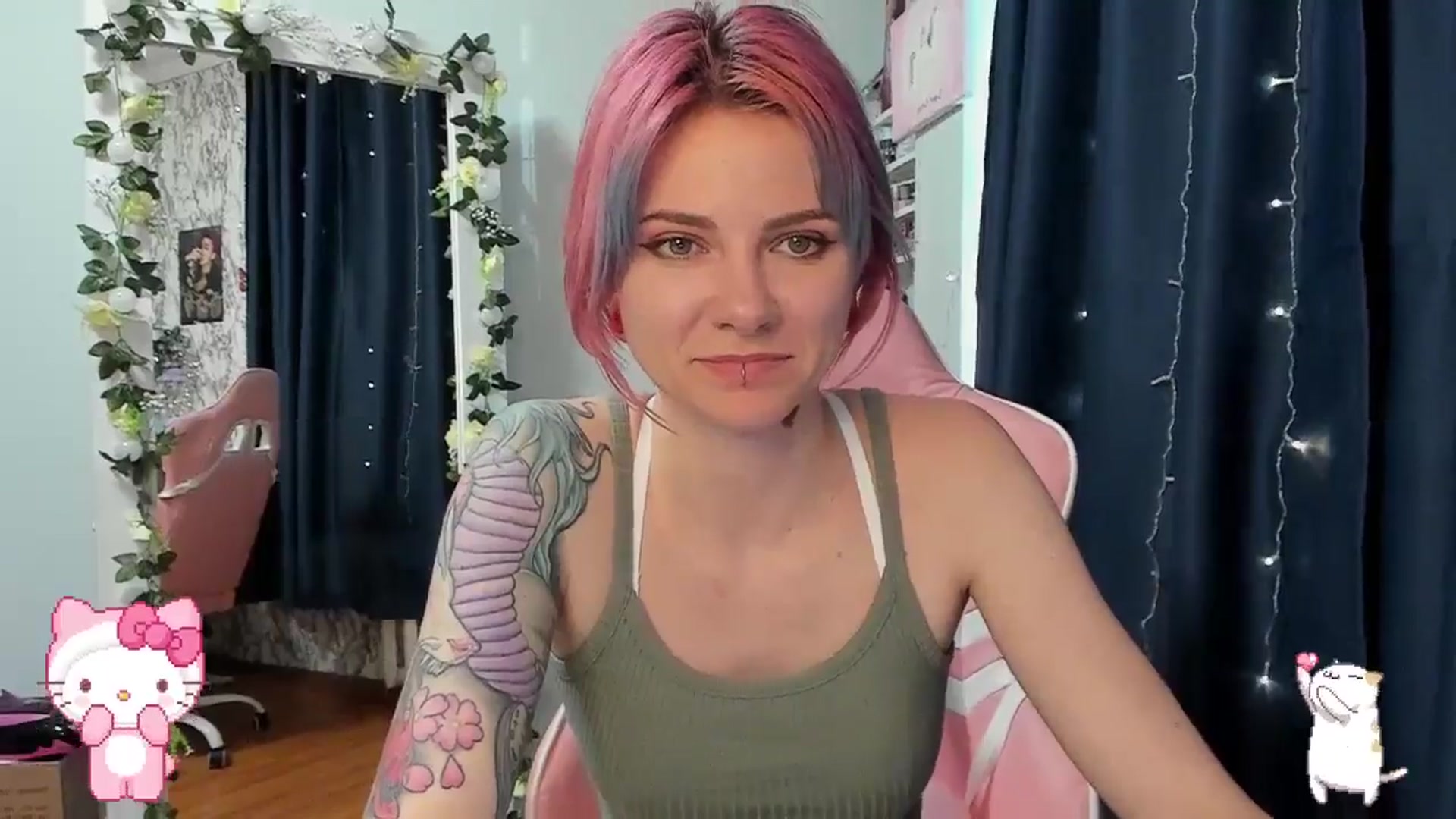 Gallery image thumbnail from meow_espe0n's myfreecams stream on, 05/01/2025, 13:53 image 19 of 20