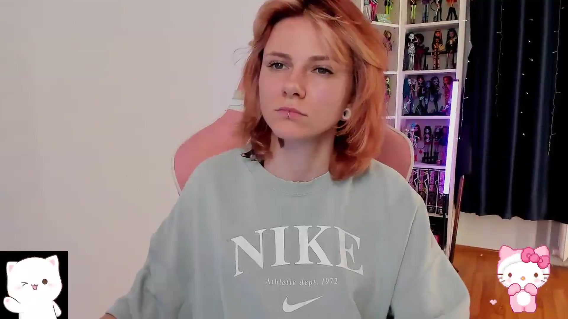 Gallery image thumbnail from meow_espe0n's myfreecams stream on, 07/21/2026, 17:22 image 6 of 20