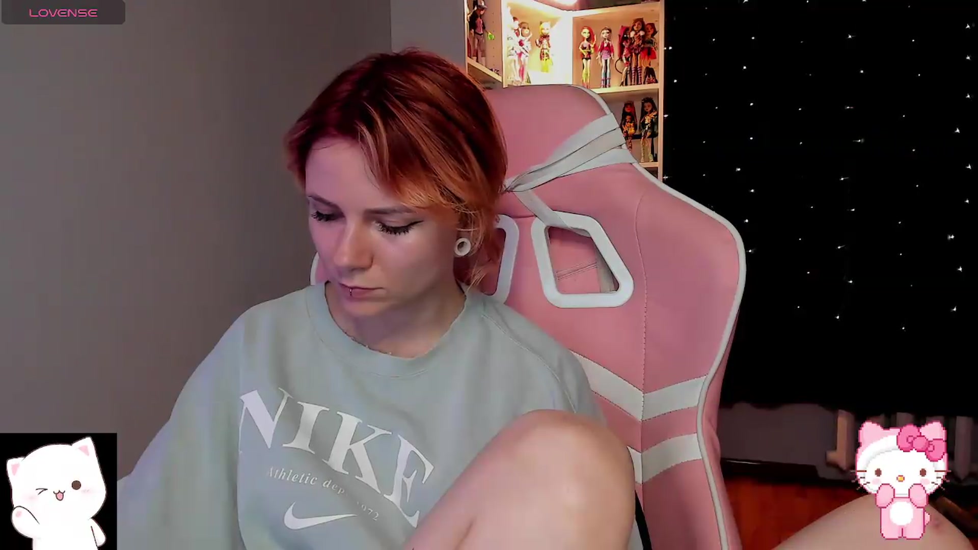 Gallery image thumbnail from meow_espe0n's myfreecams stream on, 09/16/2026, 19:26 image 17 of 20