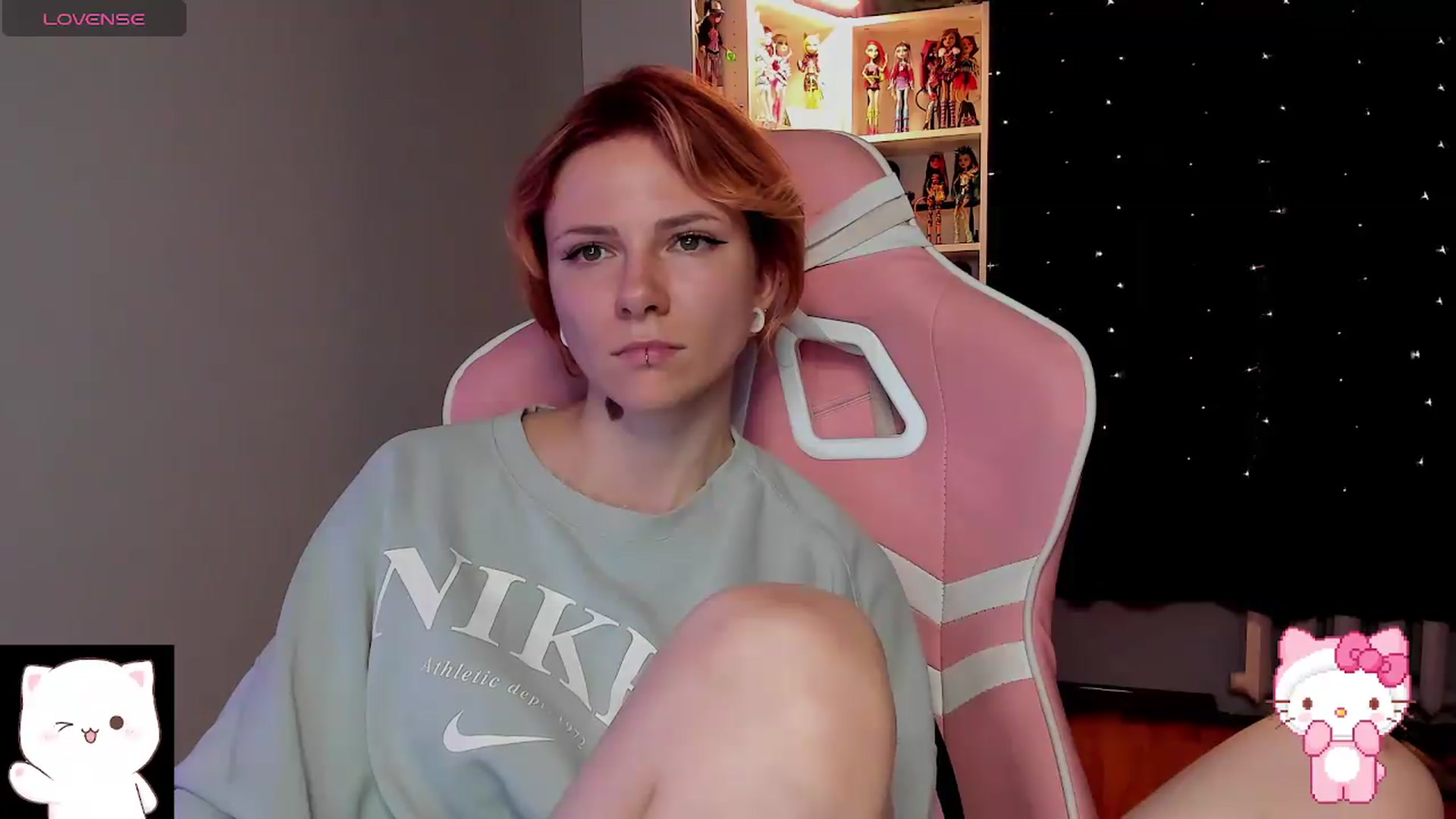 Gallery image thumbnail from meow_espe0n's myfreecams stream on, 09/16/2026, 19:26 image 15 of 20