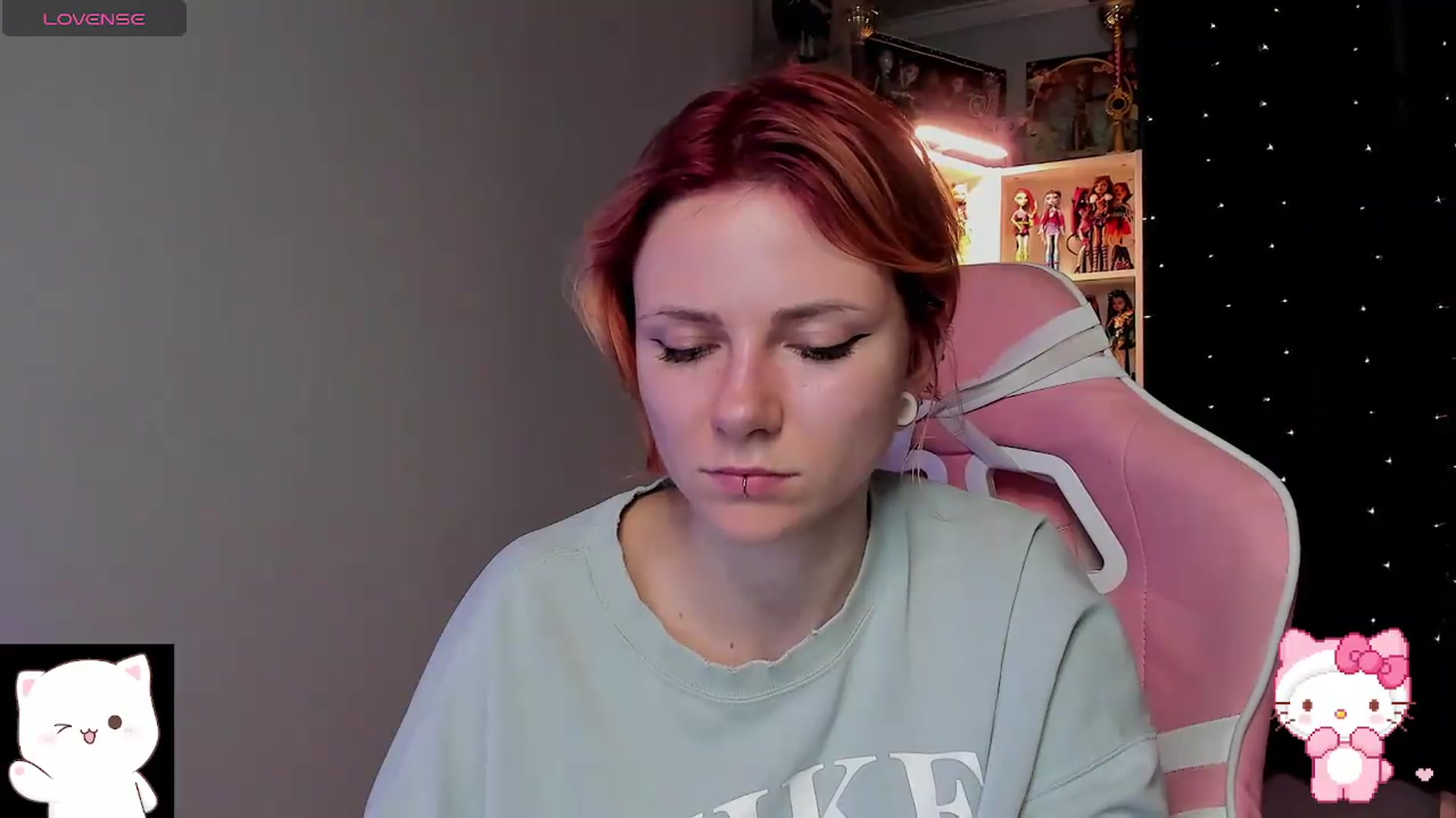 Gallery image thumbnail from meow_espe0n's myfreecams stream on, 09/16/2026, 20:42 image 14 of 20