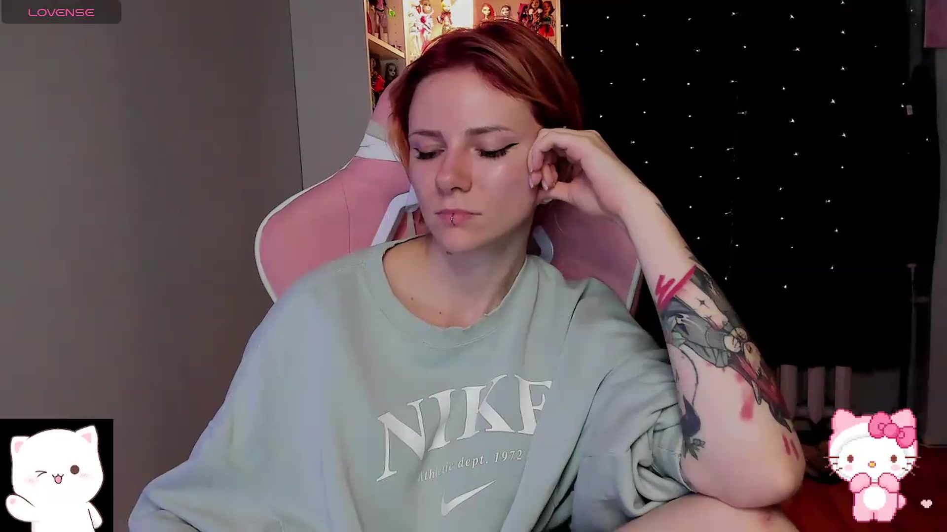 Gallery image thumbnail from meow_espe0n's myfreecams stream on, 09/16/2026, 20:42 image 12 of 20