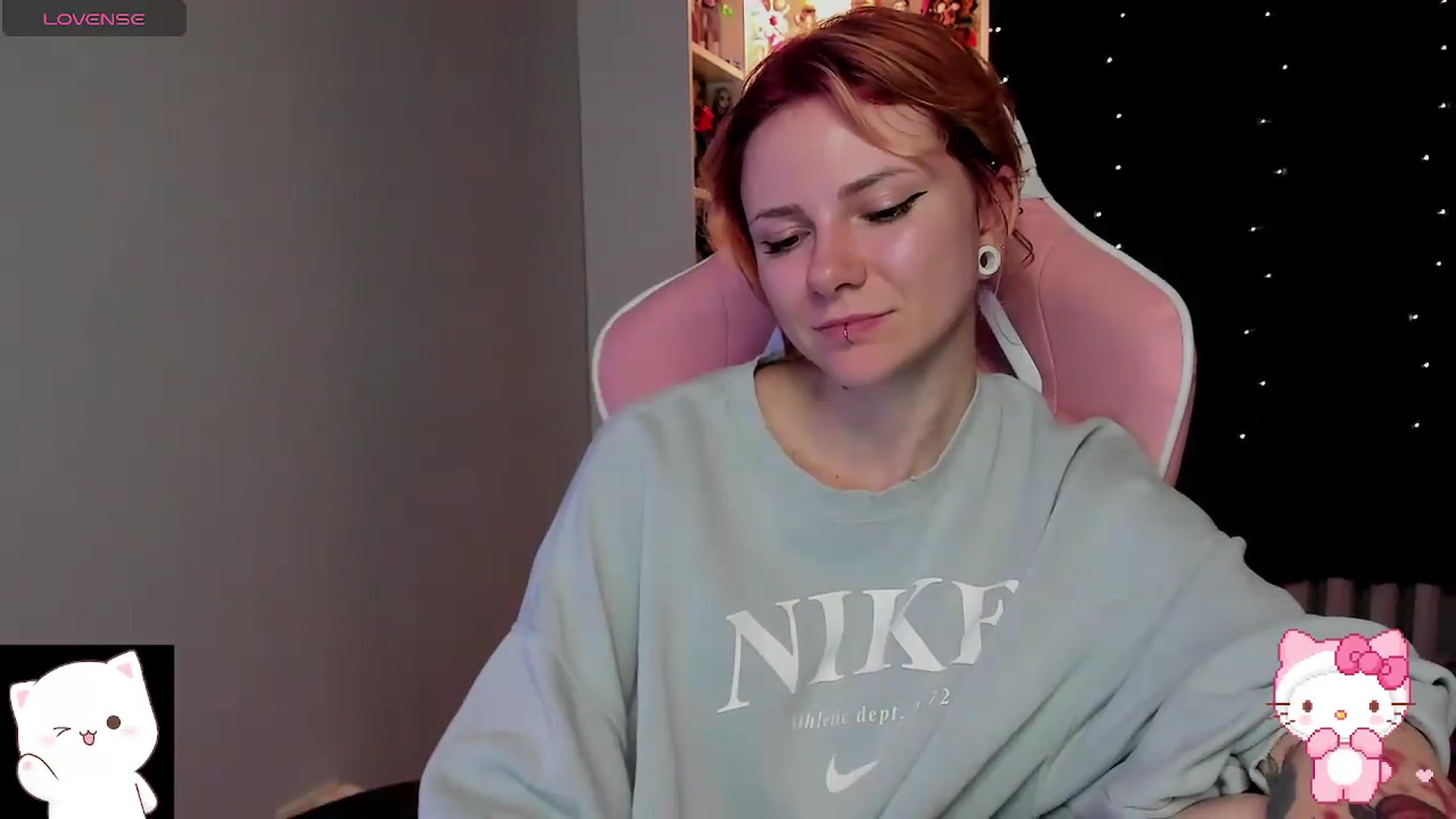 Gallery image thumbnail from meow_espe0n's myfreecams stream on, 09/16/2026, 20:42 image 9 of 20