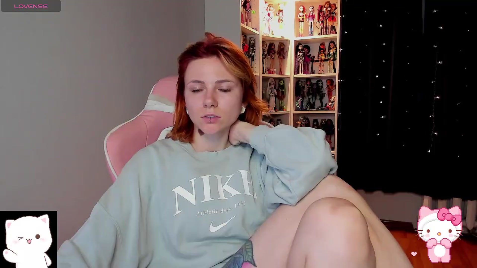 Gallery image thumbnail from meow_espe0n's myfreecams stream on, 09/22/2026, 17:13 image 8 of 20