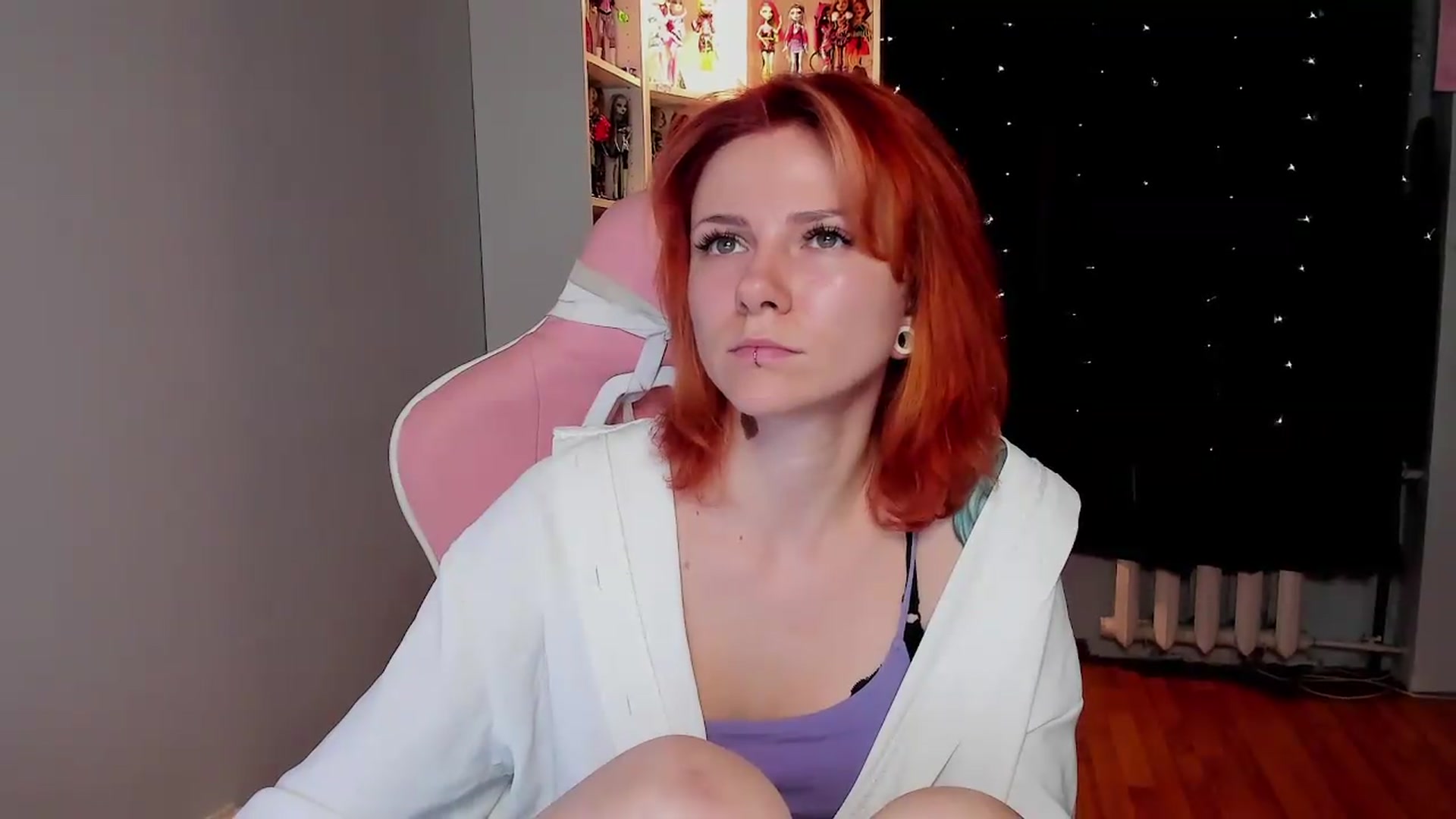 Gallery image thumbnail from meow_espe0n's myfreecams stream on, 09/24/2026, 18:24 image 10 of 20