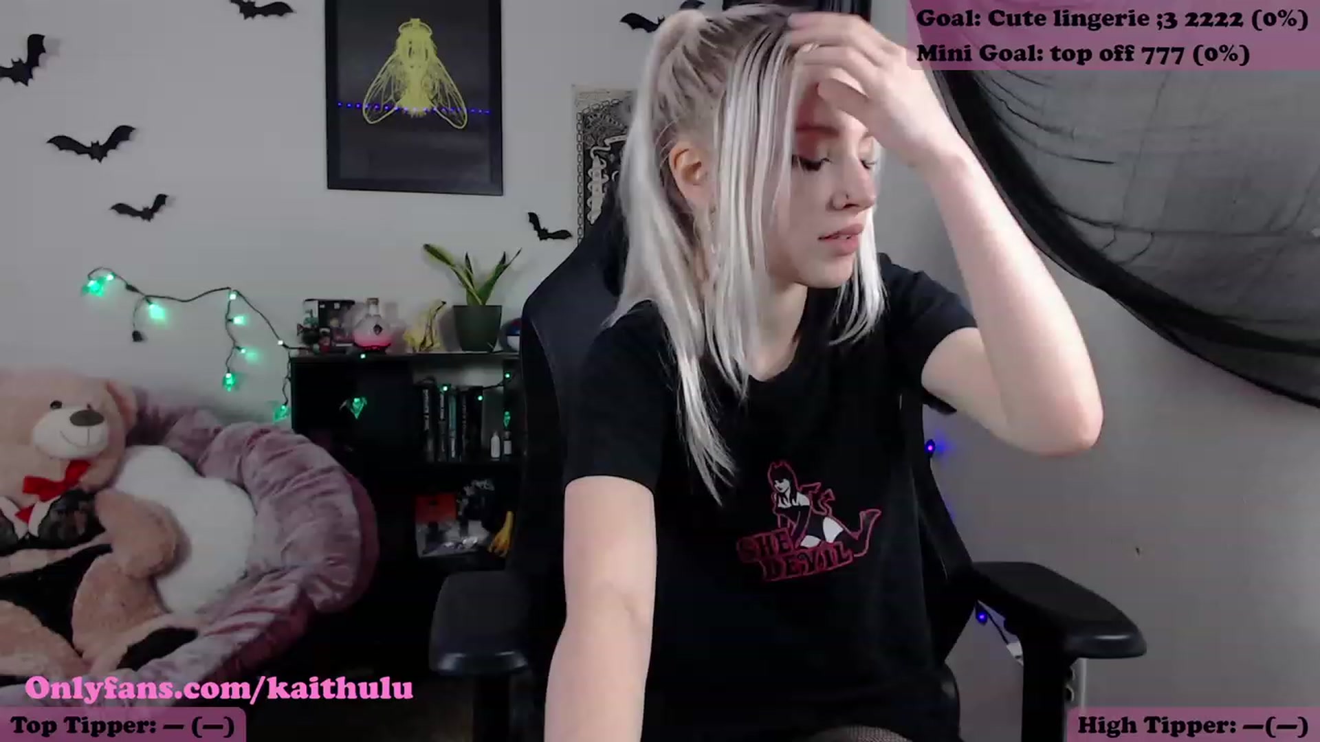 Gallery image thumbnail from meowbids's myfreecams stream on, 11/06/2023, 07:00 image 4 of 20