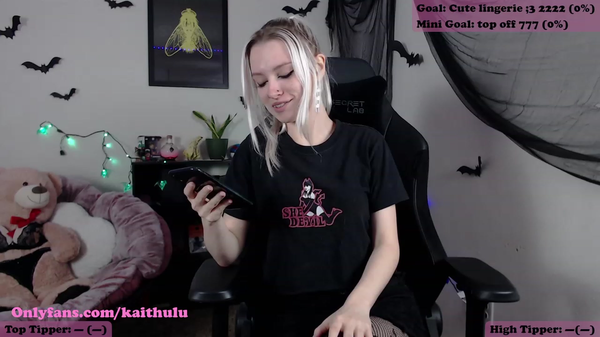 Gallery image thumbnail from meowbids's myfreecams stream on, 11/06/2023, 07:00 image 3 of 20