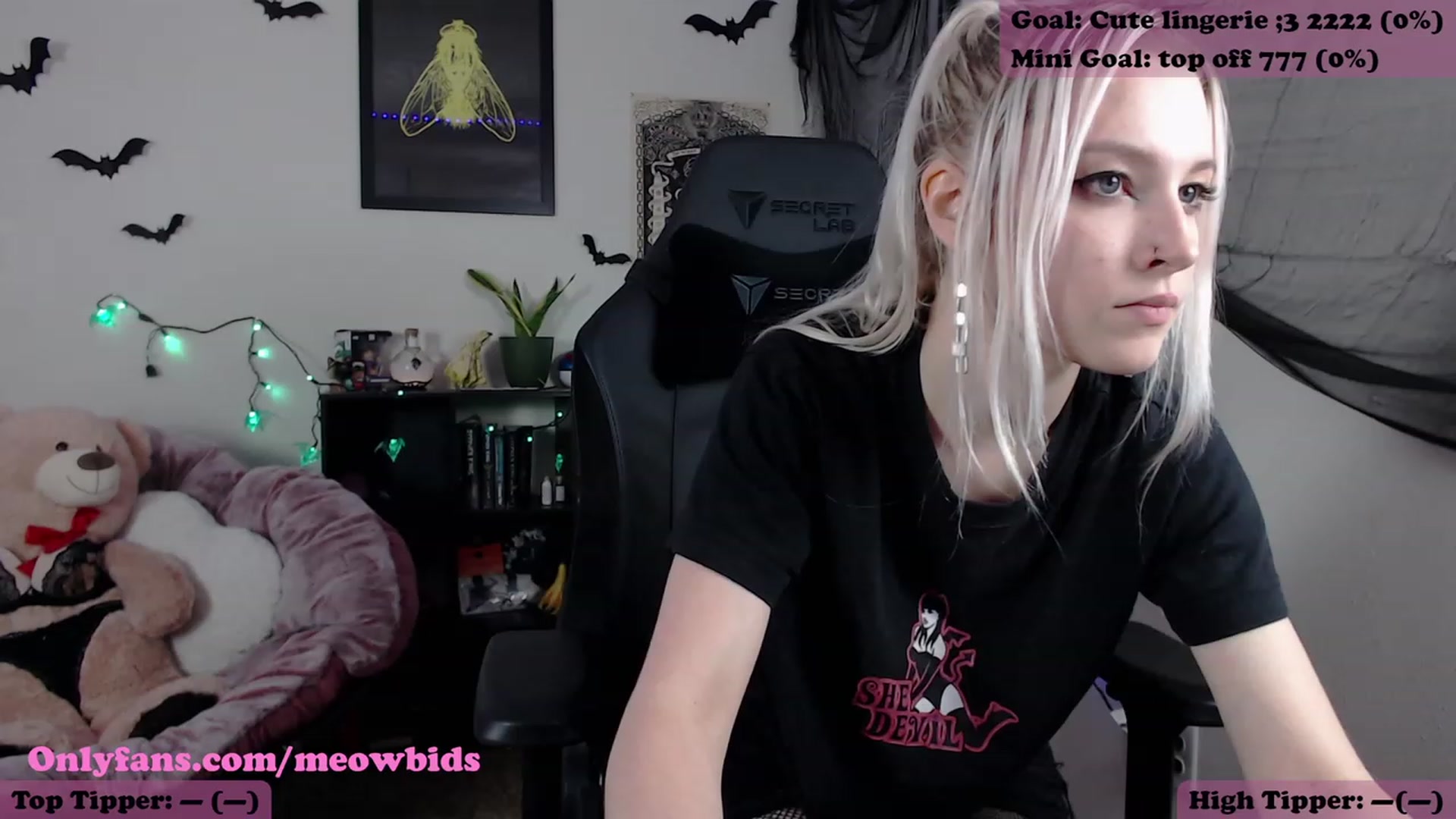 Gallery image thumbnail from meowbids's myfreecams stream on, 11/06/2023, 07:00 image 20 of 20