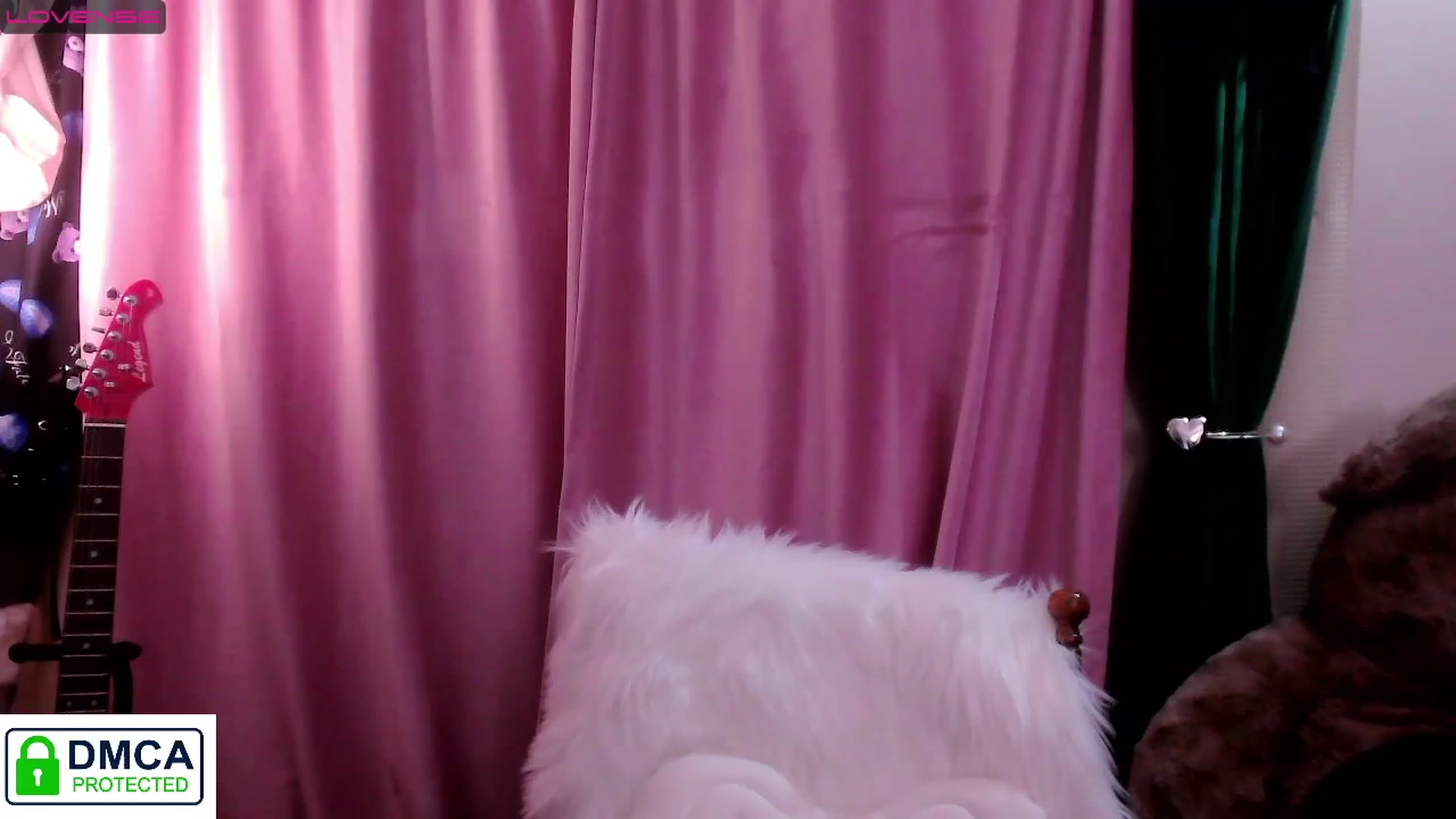Gallery image thumbnail from meowders's myfreecams stream on, 03/05/2023, 07:09 image 11 of 20