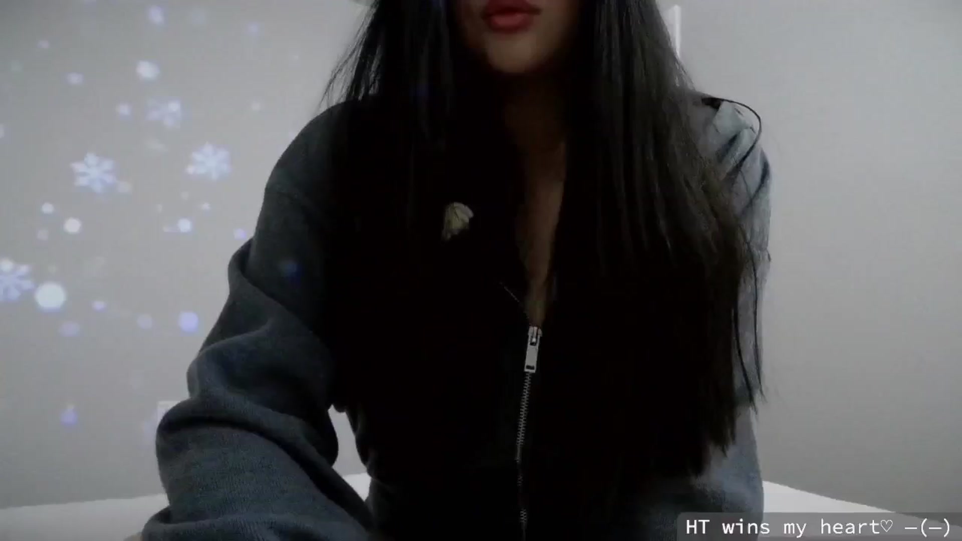 Gallery image thumbnail from meowgical's myfreecams stream on, 12/18/2024, 05:29 image 4 of 20