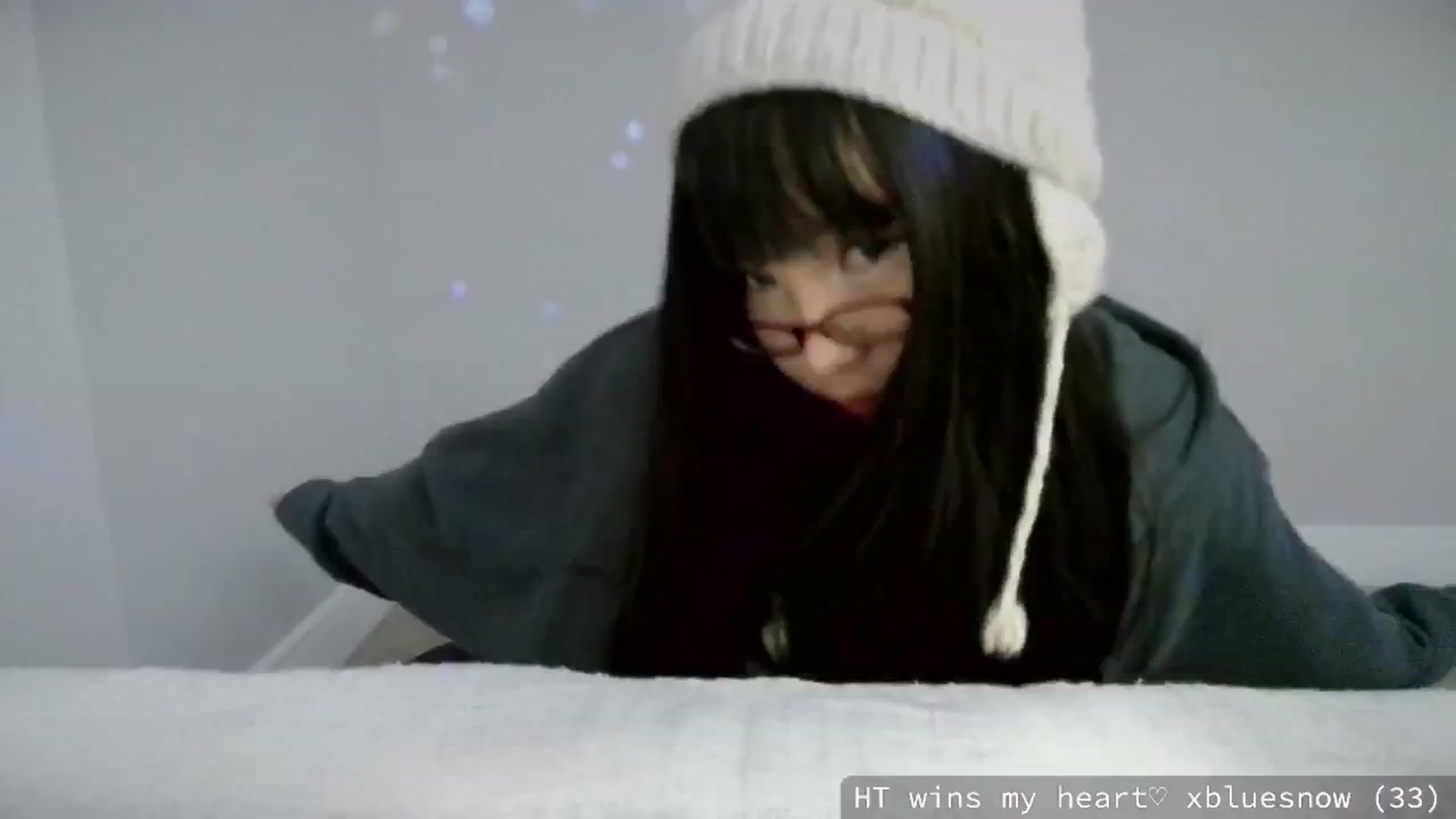 Gallery image thumbnail from meowgical's myfreecams stream on, 12/18/2024, 05:29 image 13 of 20