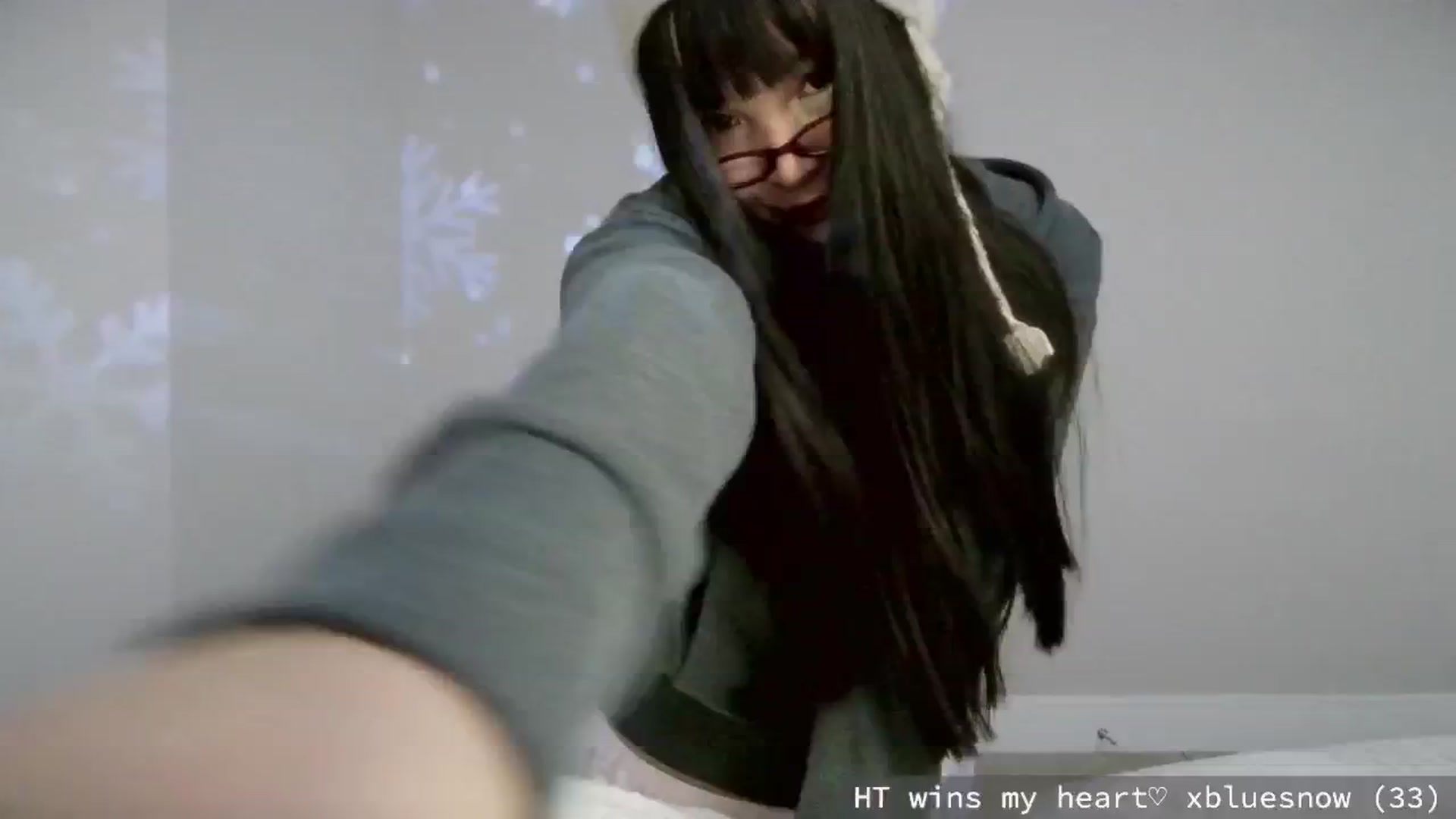 Gallery image thumbnail from meowgical's myfreecams stream on, 12/18/2024, 05:29 image 12 of 20