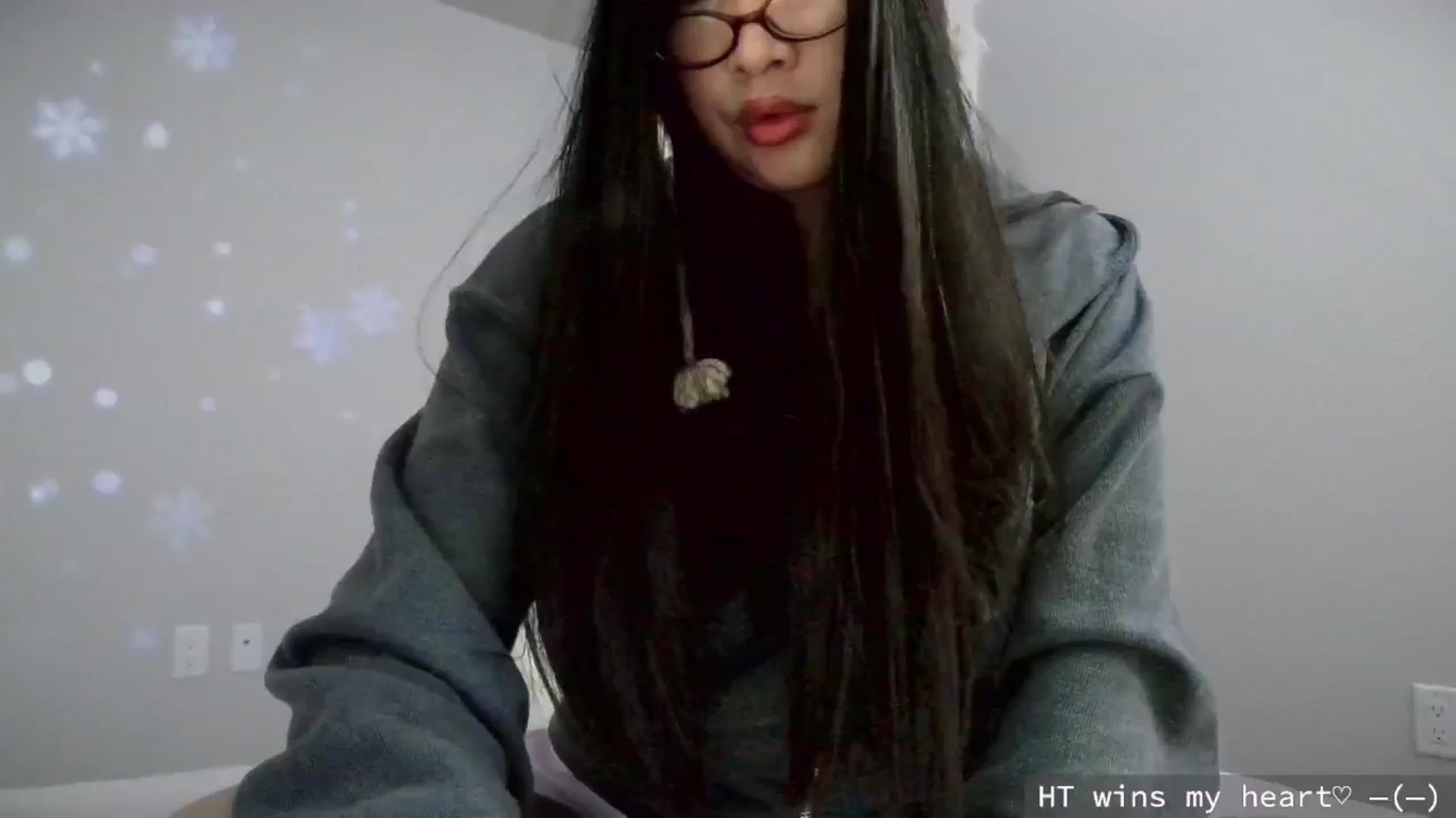 Gallery image thumbnail from meowgical's myfreecams stream on, 12/18/2024, 05:29 image 2 of 20