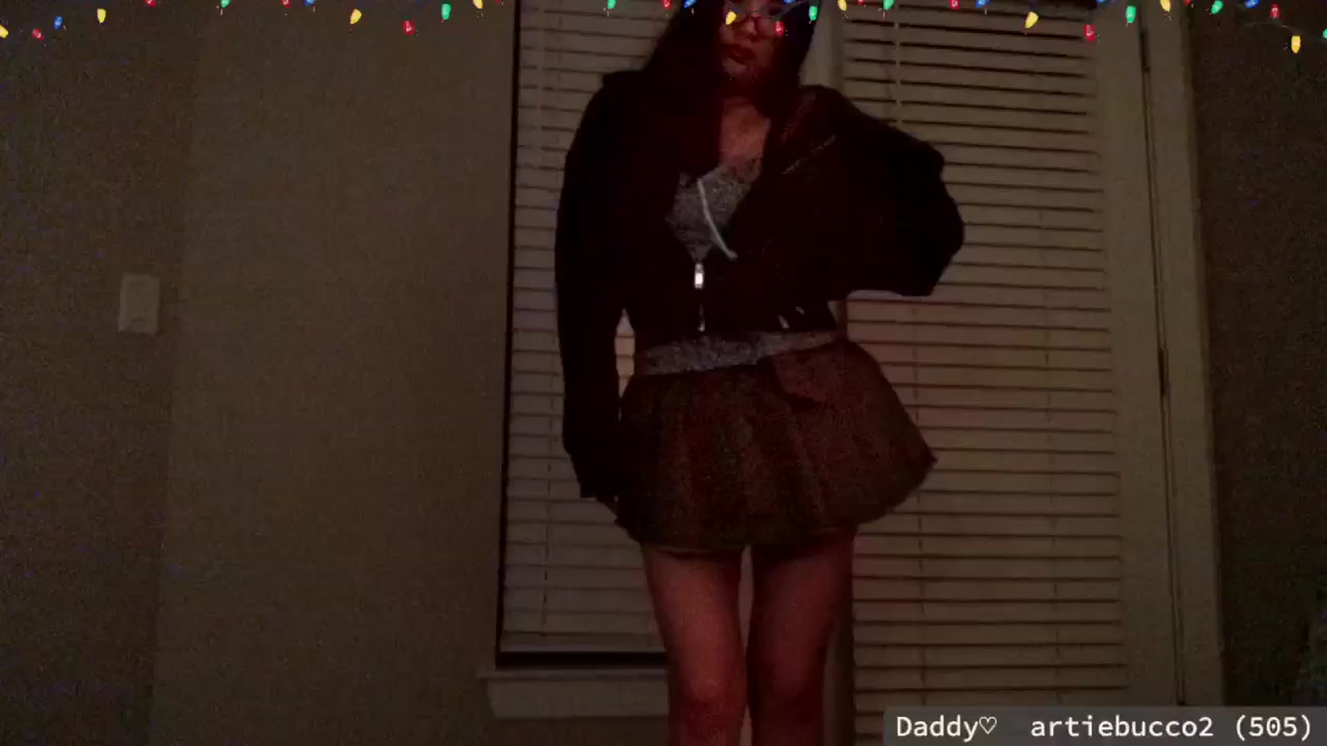 Gallery image thumbnail from meowgical's myfreecams stream on, 01/02/2025, 24:59 image 12 of 20