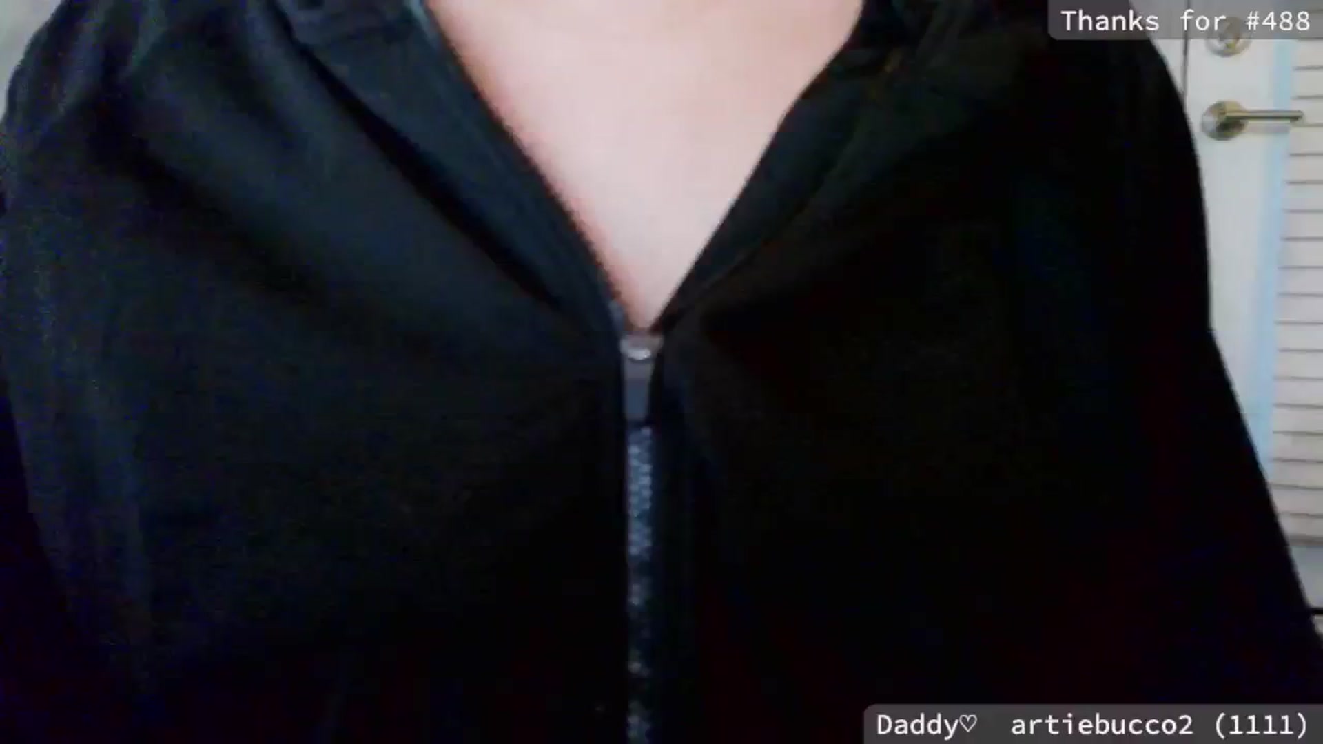 Gallery image thumbnail from meowgical's myfreecams stream on, 01/04/2025, 06:48 image 12 of 20