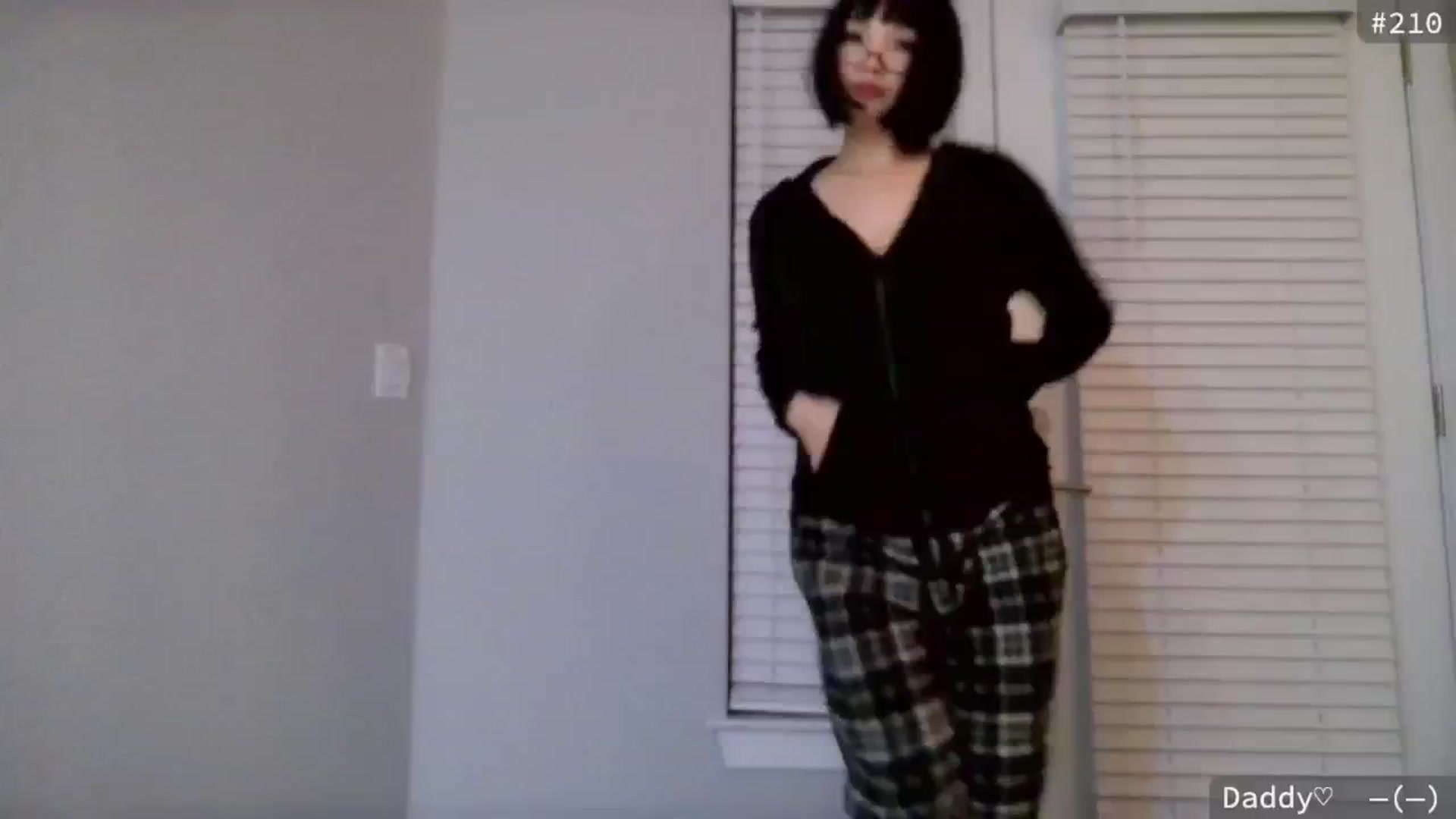 Gallery image thumbnail from meowgical's myfreecams stream on, 01/26/2025, 05:03 image 3 of 20