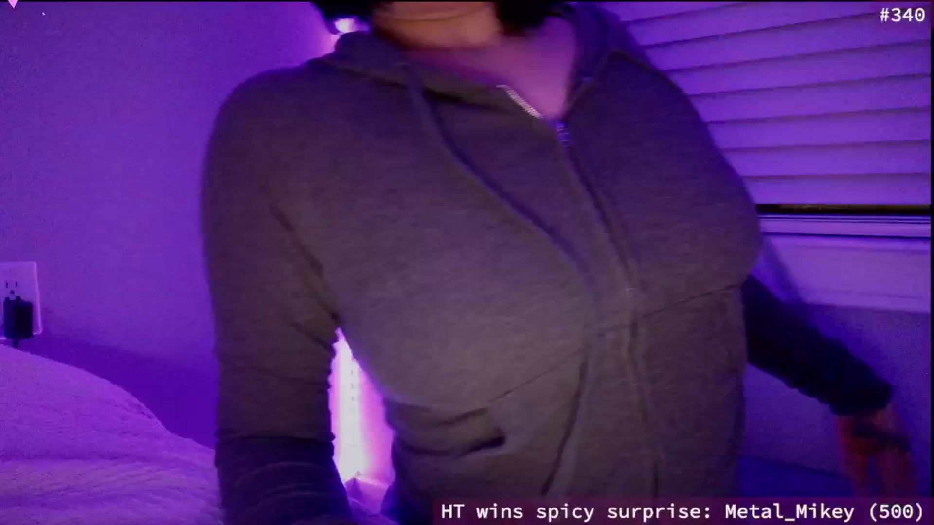 Gallery image thumbnail from meowgical's myfreecams stream on, 02/19/2025, 08:12 image 7 of 20