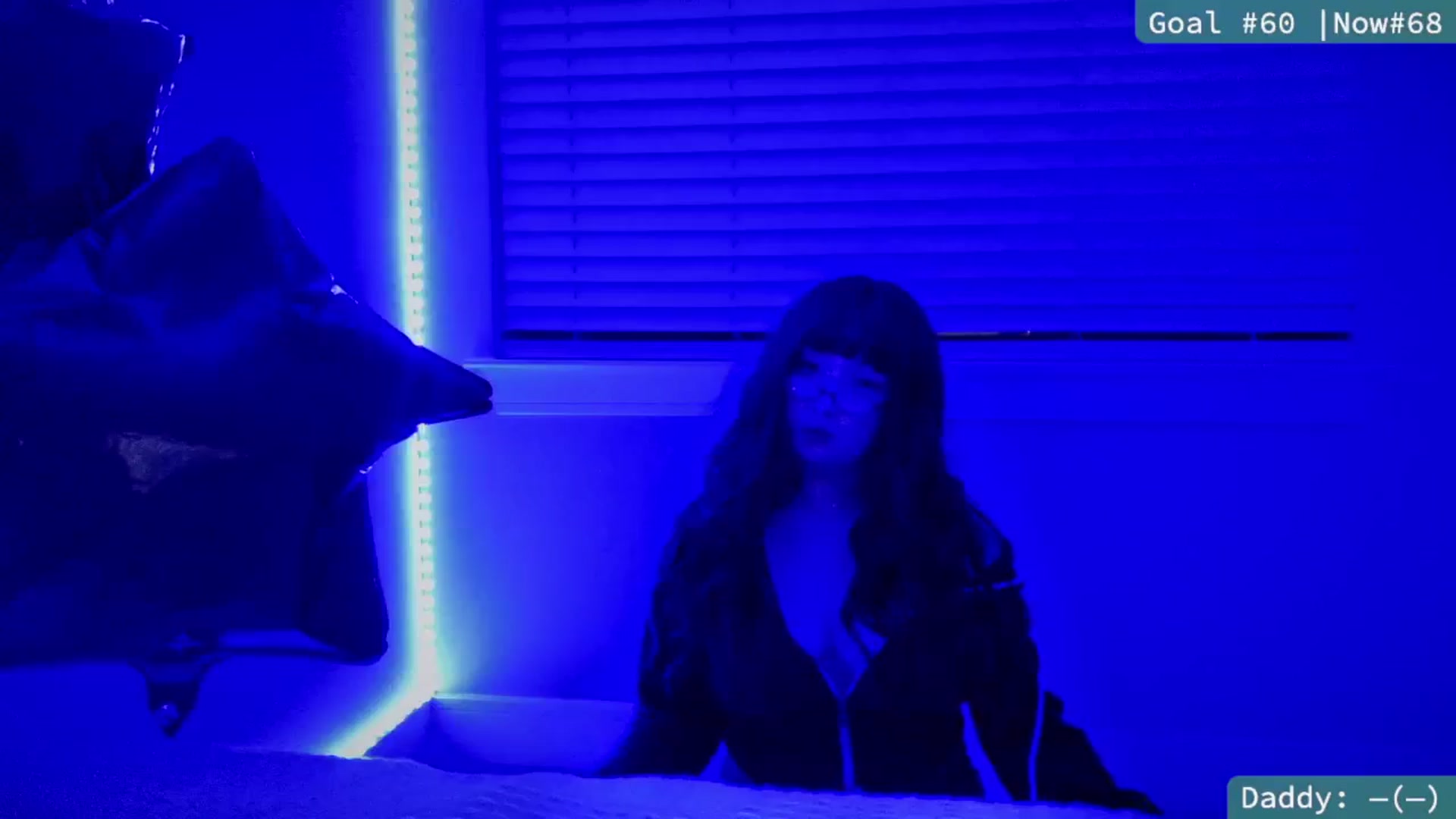 Gallery image thumbnail from meowgical's myfreecams stream on, 03/24/2025, 04:13 image 12 of 20