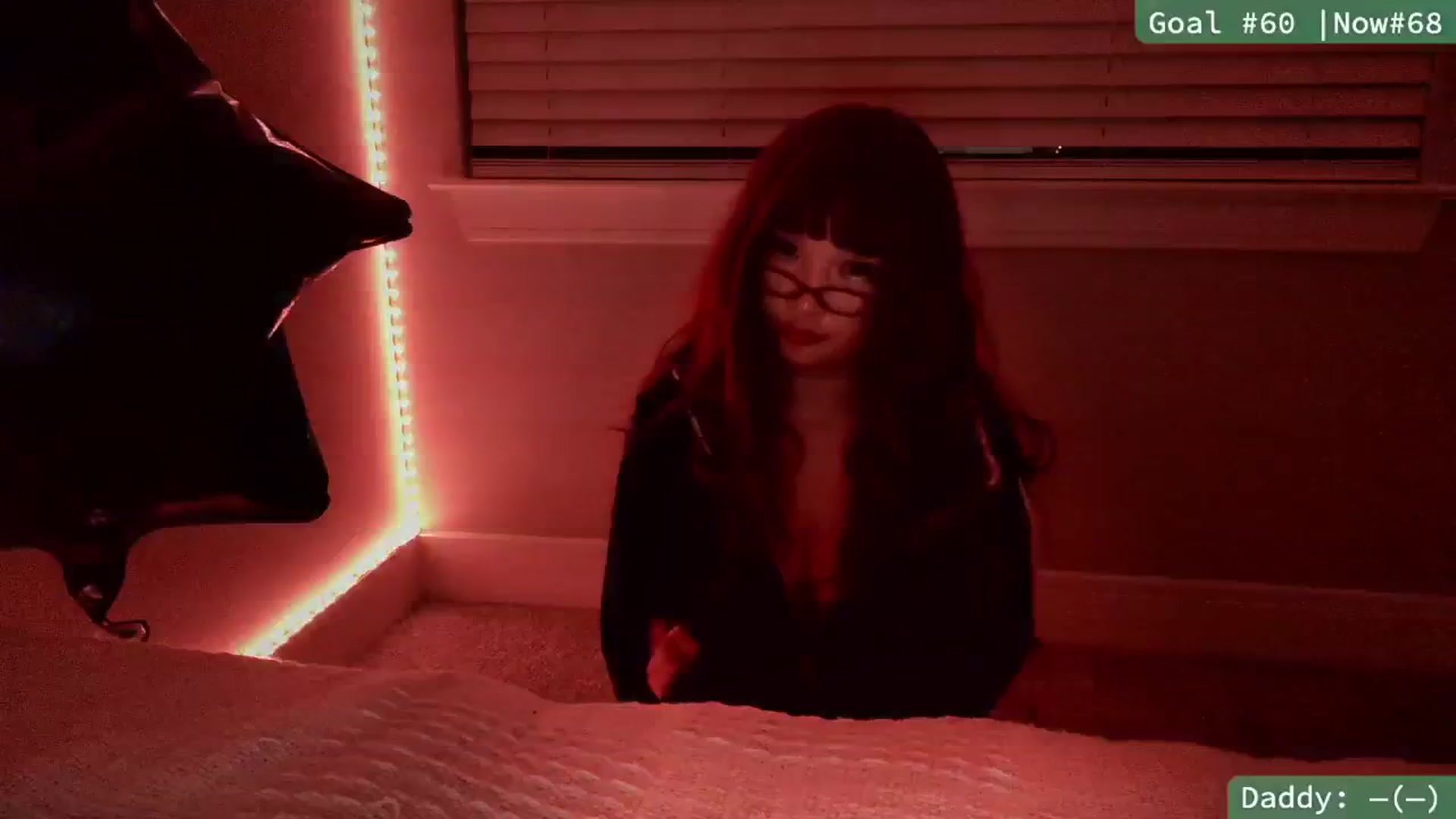 Gallery image thumbnail from meowgical's myfreecams stream on, 03/24/2025, 04:13 image 16 of 20