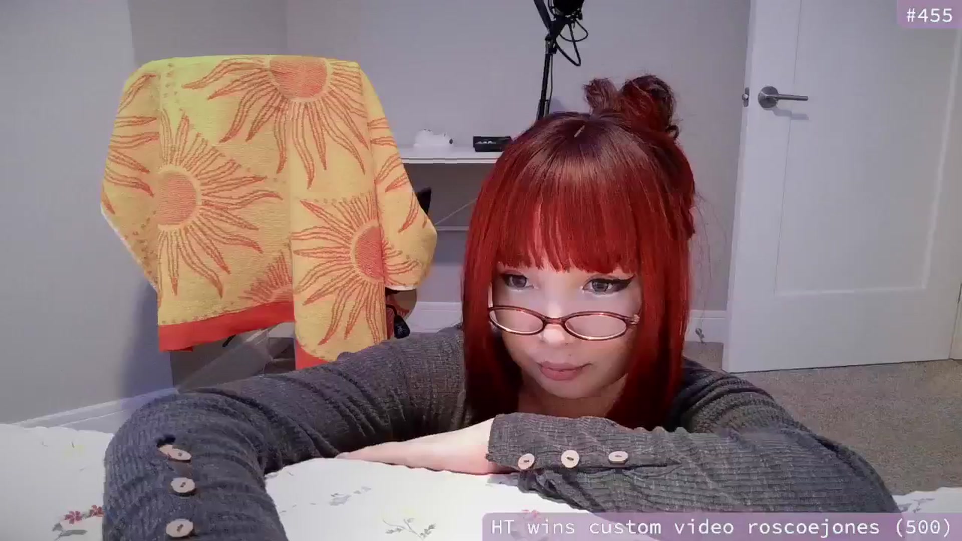 Gallery image thumbnail from meowgical's myfreecams stream on, 05/18/2025, 24:01 image 17 of 20