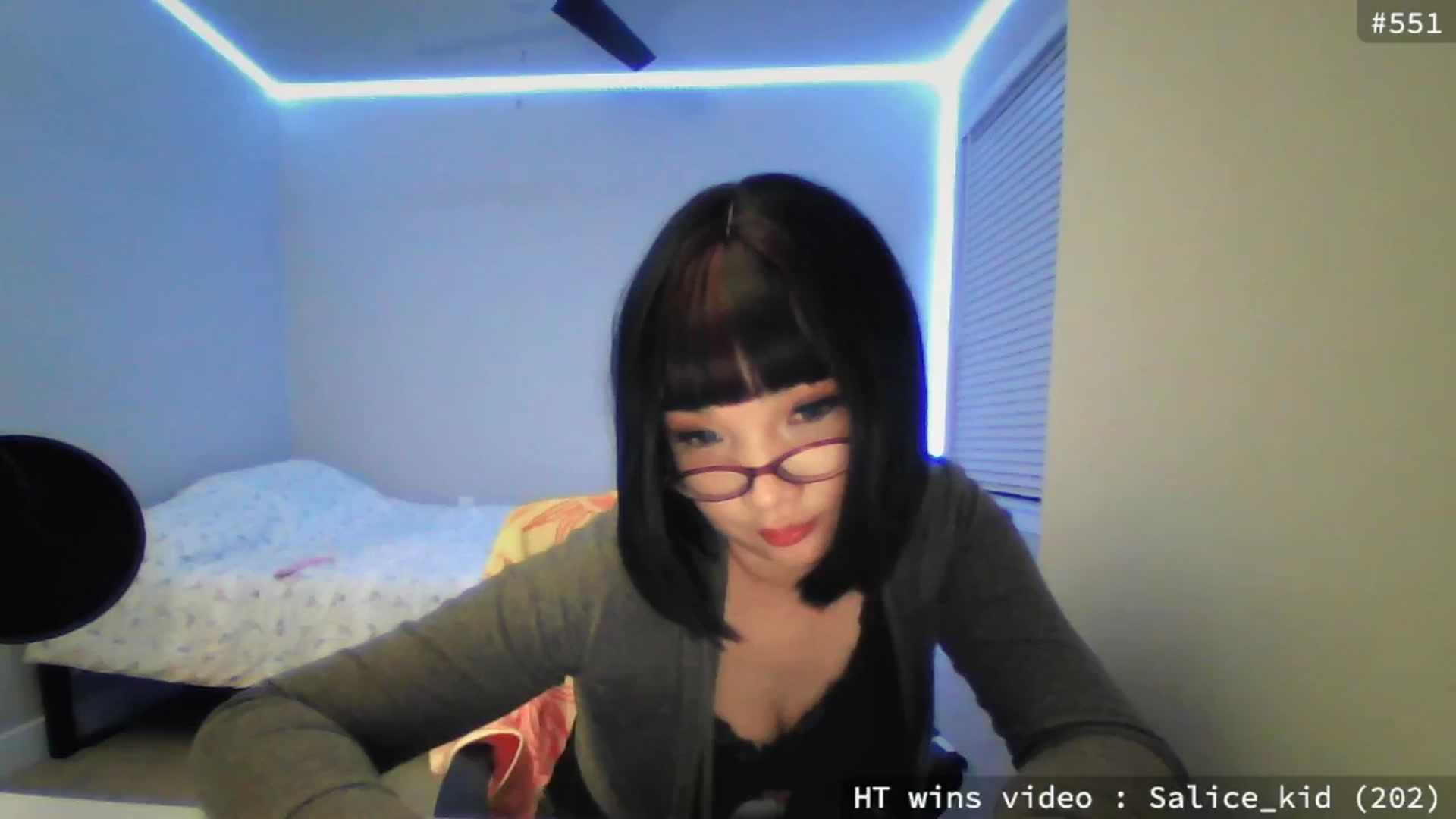 Gallery image thumbnail from meowgical's myfreecams stream on, 05/22/2025, 01:37 image 16 of 20