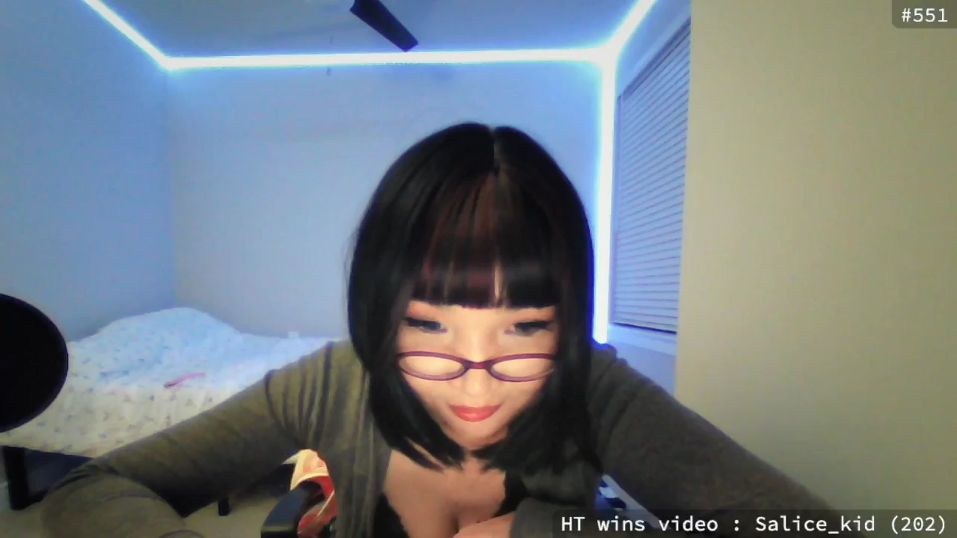 Gallery image thumbnail from meowgical's myfreecams stream on, 05/22/2025, 01:37 image 14 of 20