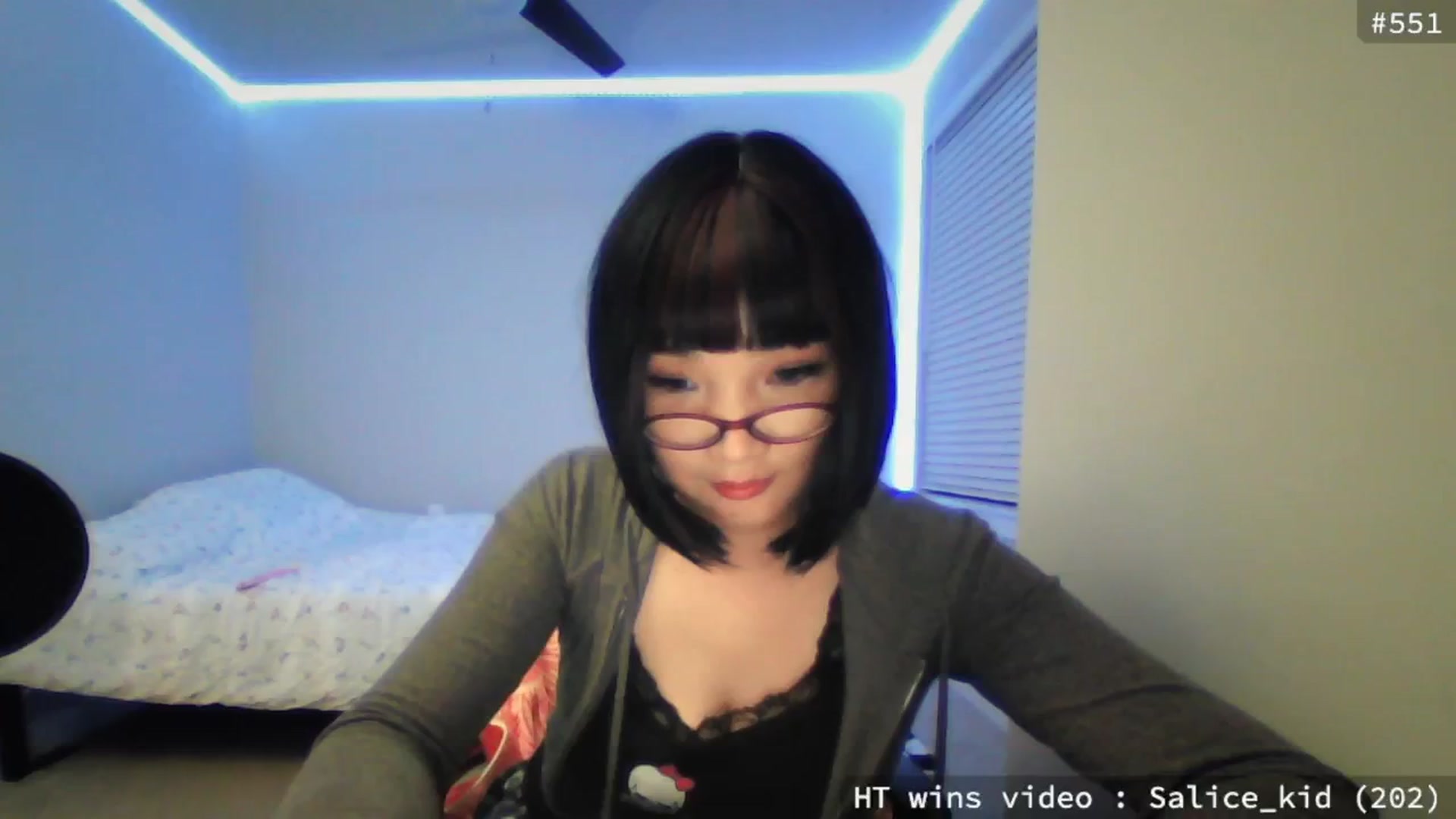 Gallery image thumbnail from meowgical's myfreecams stream on, 05/22/2025, 01:37 image 11 of 20