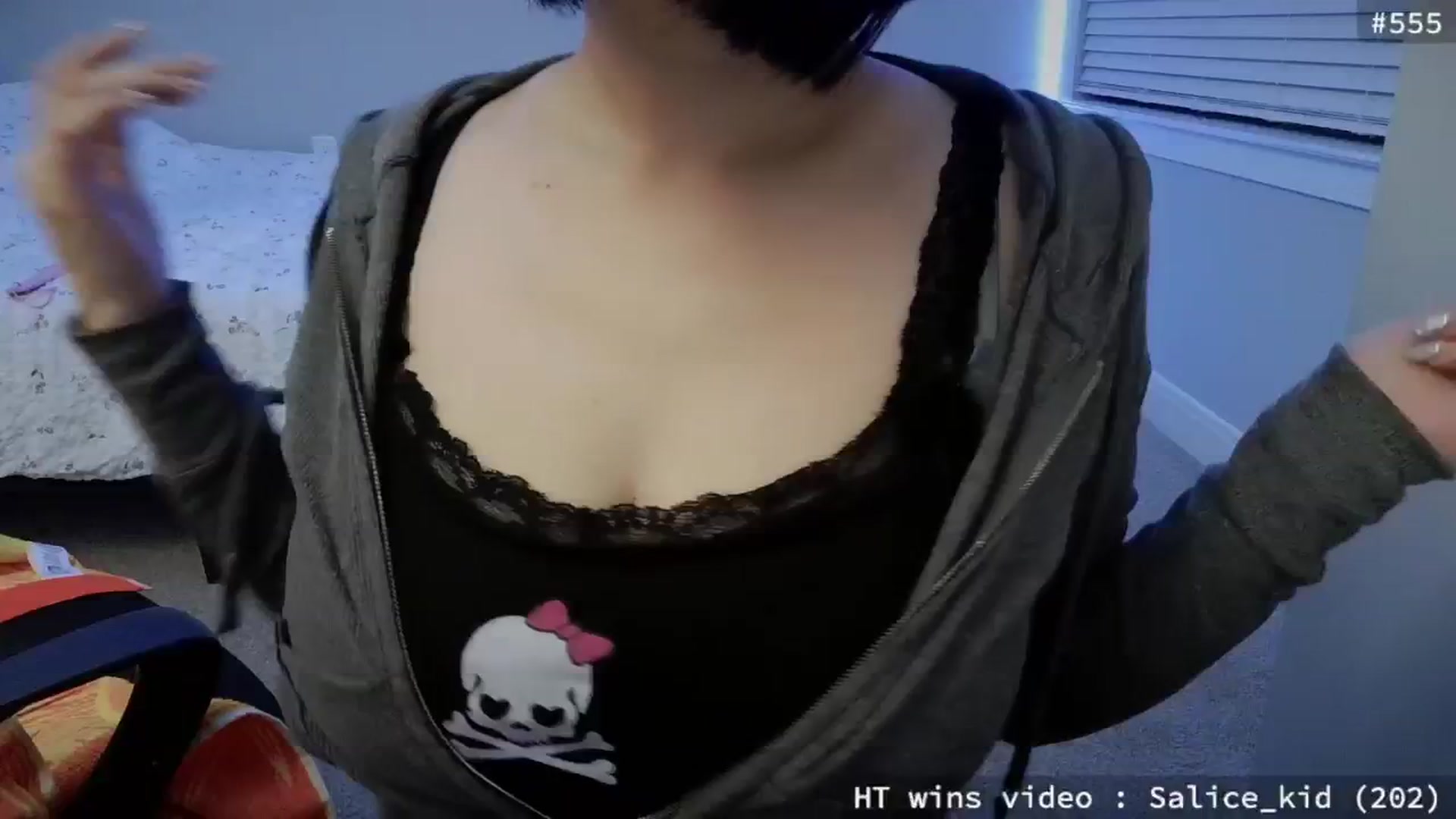 Gallery image thumbnail from meowgical's myfreecams stream on, 05/22/2025, 03:13 image 6 of 20