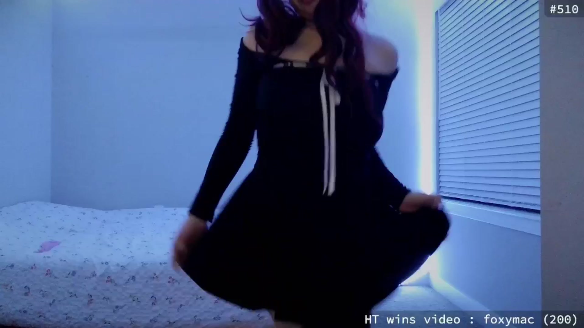 Gallery image thumbnail from meowgical's myfreecams stream on, 05/24/2025, 02:31 image 13 of 20
