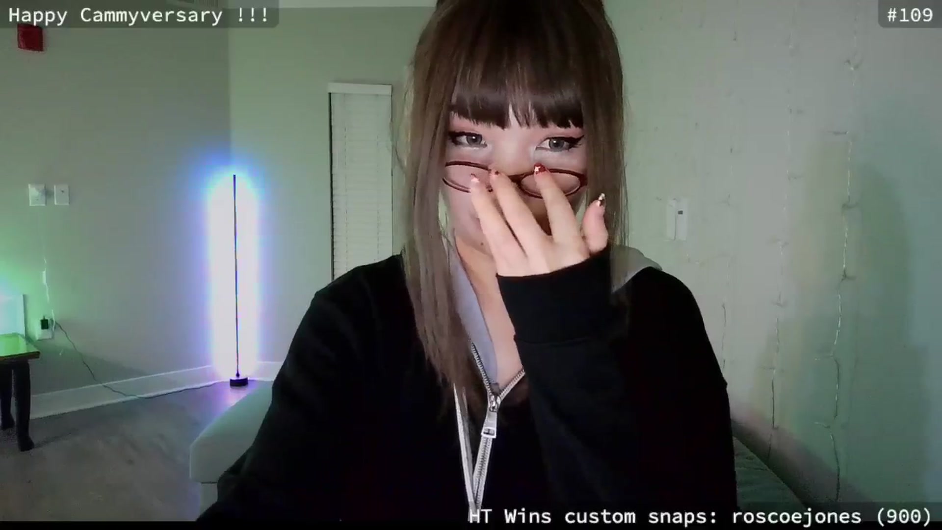 Gallery image thumbnail from meowgical's myfreecams stream on, 06/17/2025, 04:43 image 10 of 20