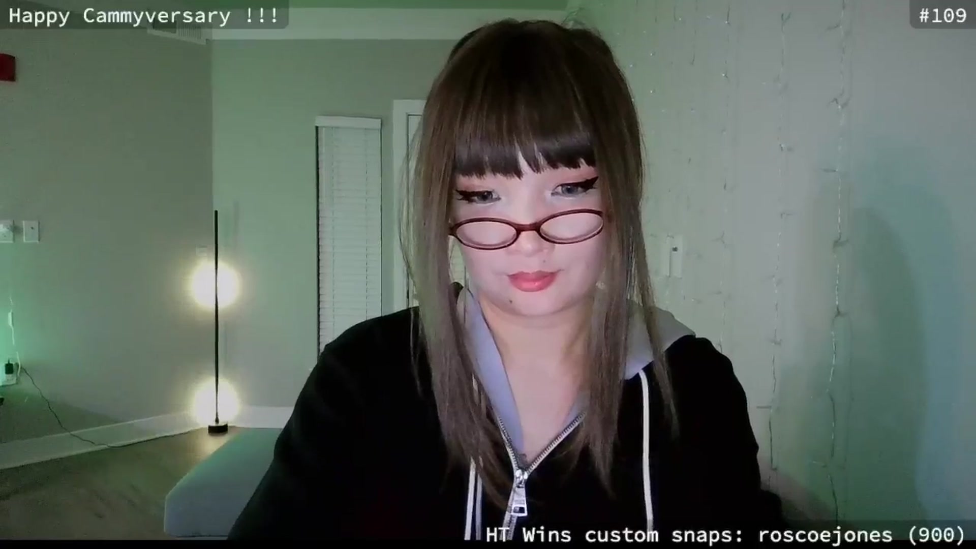 Gallery image thumbnail from meowgical's myfreecams stream on, 06/17/2025, 04:43 image 11 of 20