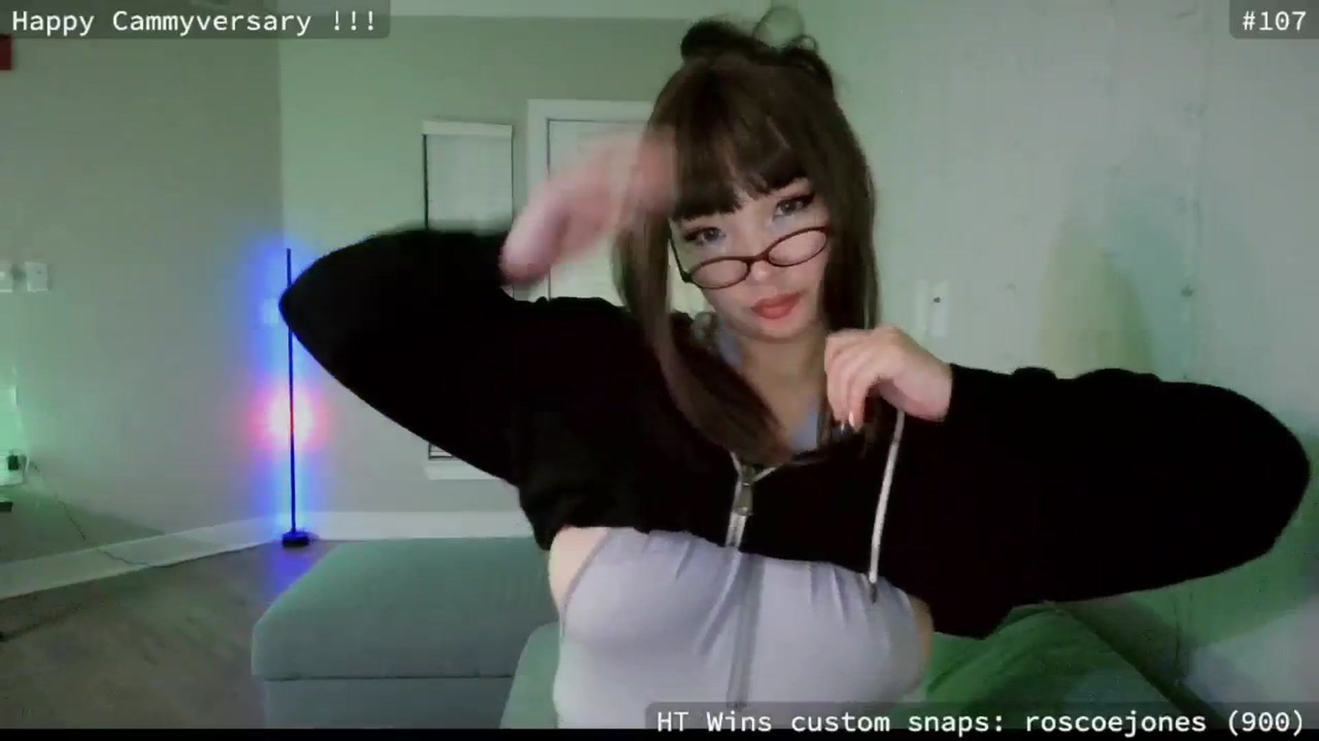 Gallery image thumbnail from meowgical's myfreecams stream on, 06/17/2025, 04:43 image 19 of 20